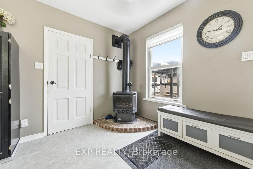 Photo 21 of 113 Bank Street N, Renfrew — HOMEH