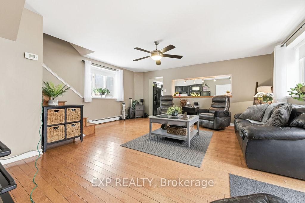 Photo 33 of 113 Bank Street N, Renfrew — HOMEH