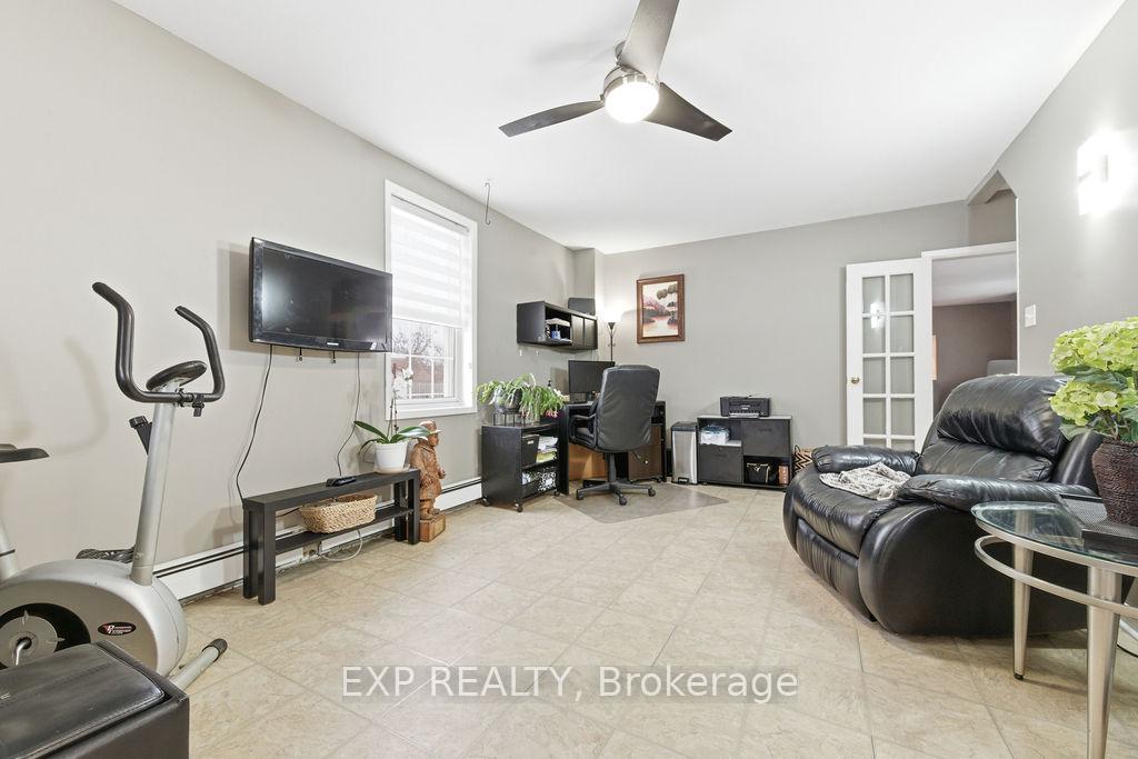 Photo 8 of 113 Bank Street N, Renfrew — HOMEH