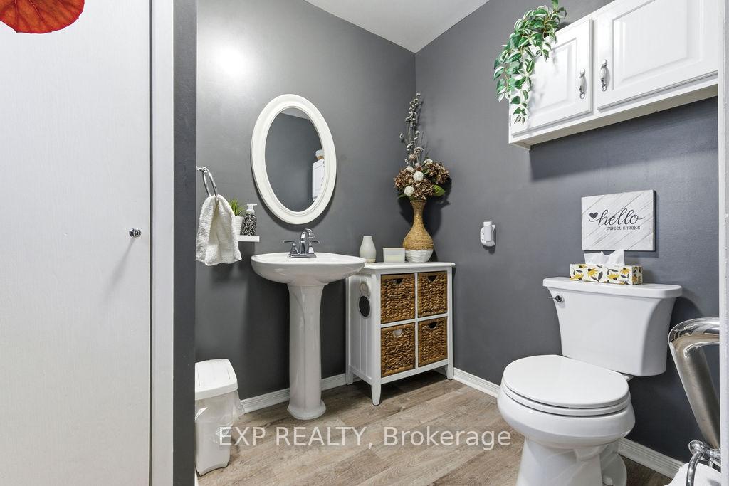 Photo 18 of 113 Bank Street N, Renfrew — HOMEH