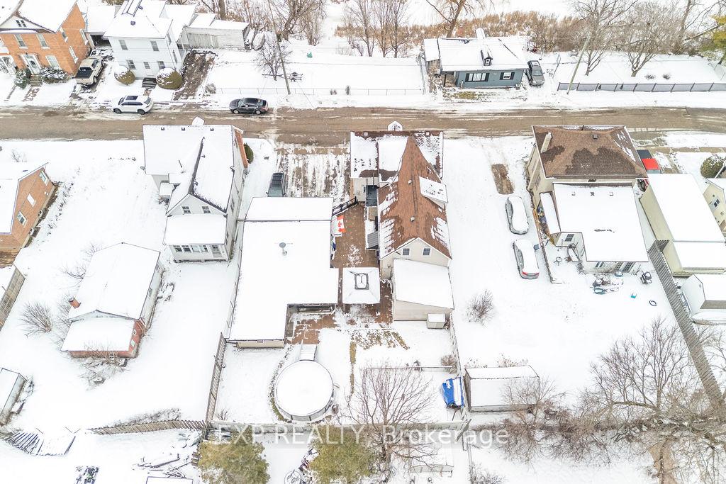 Photo 39 of 113 Bank Street N, Renfrew — HOMEH