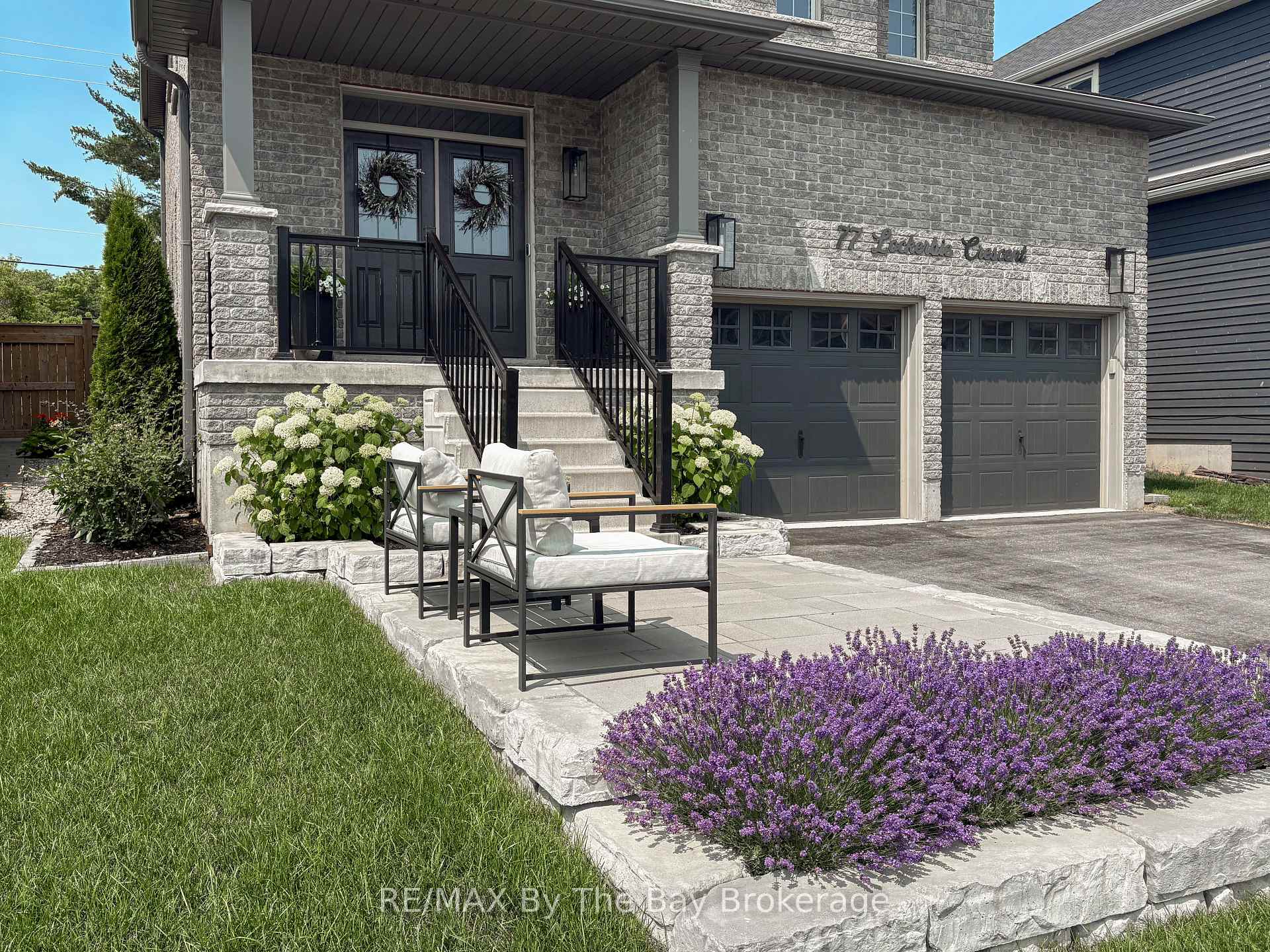 Photo 35 of 77 Lockerbie Crescent, Collingwood — HOMEH