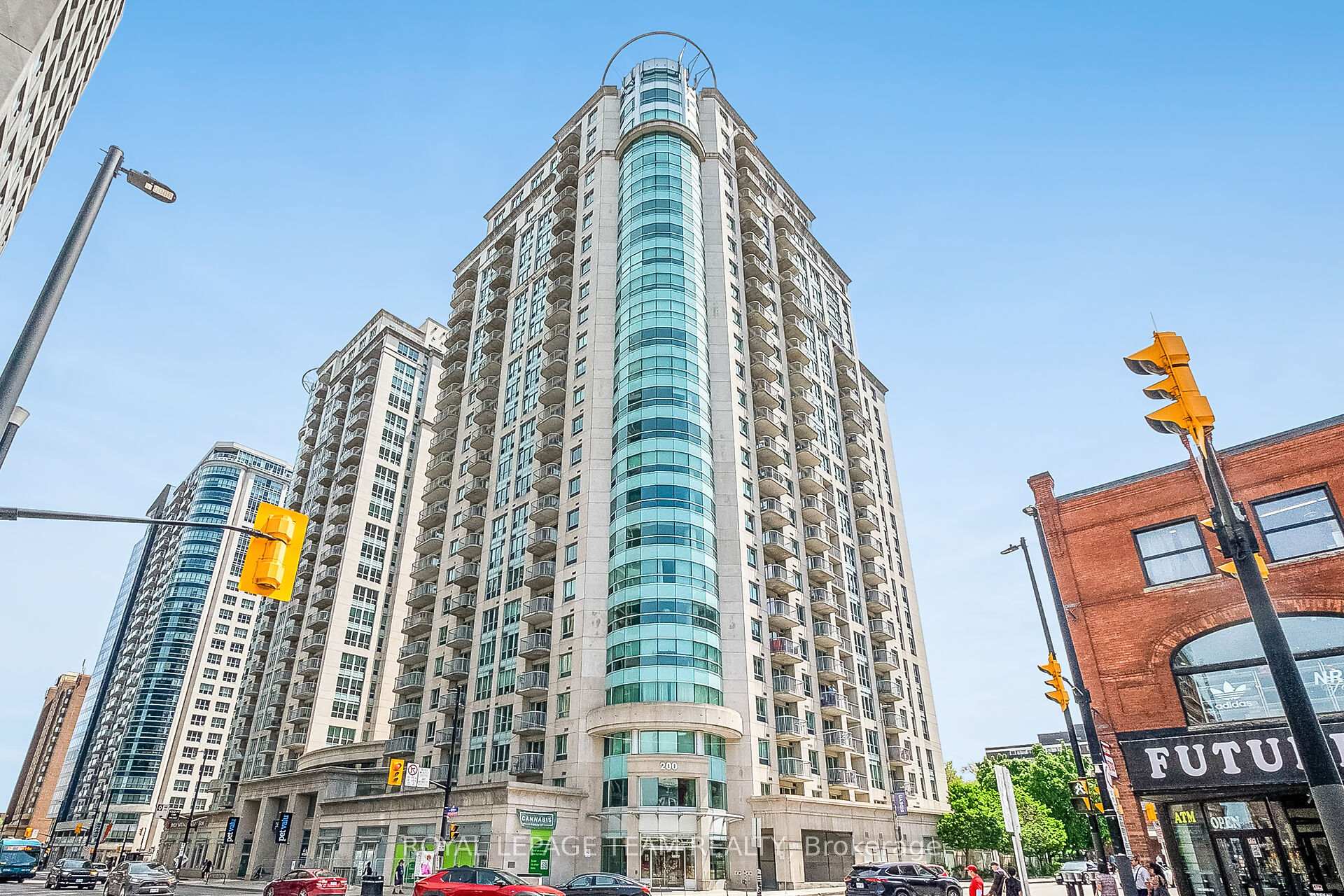 Photo 1 of Unit 804, 200 Rideau Street, Ottawa, Sandy Hill — HOMEH