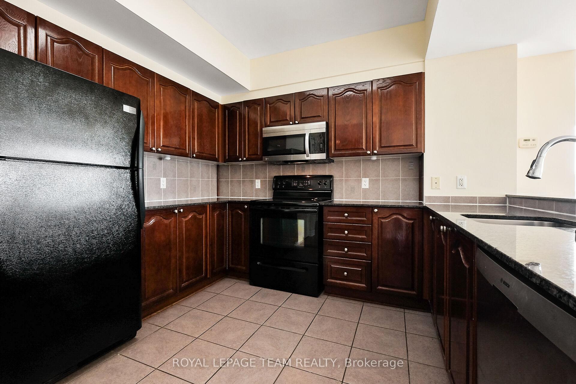 Photo 18 of Unit 804, 200 Rideau Street, Ottawa, Sandy Hill — HOMEH