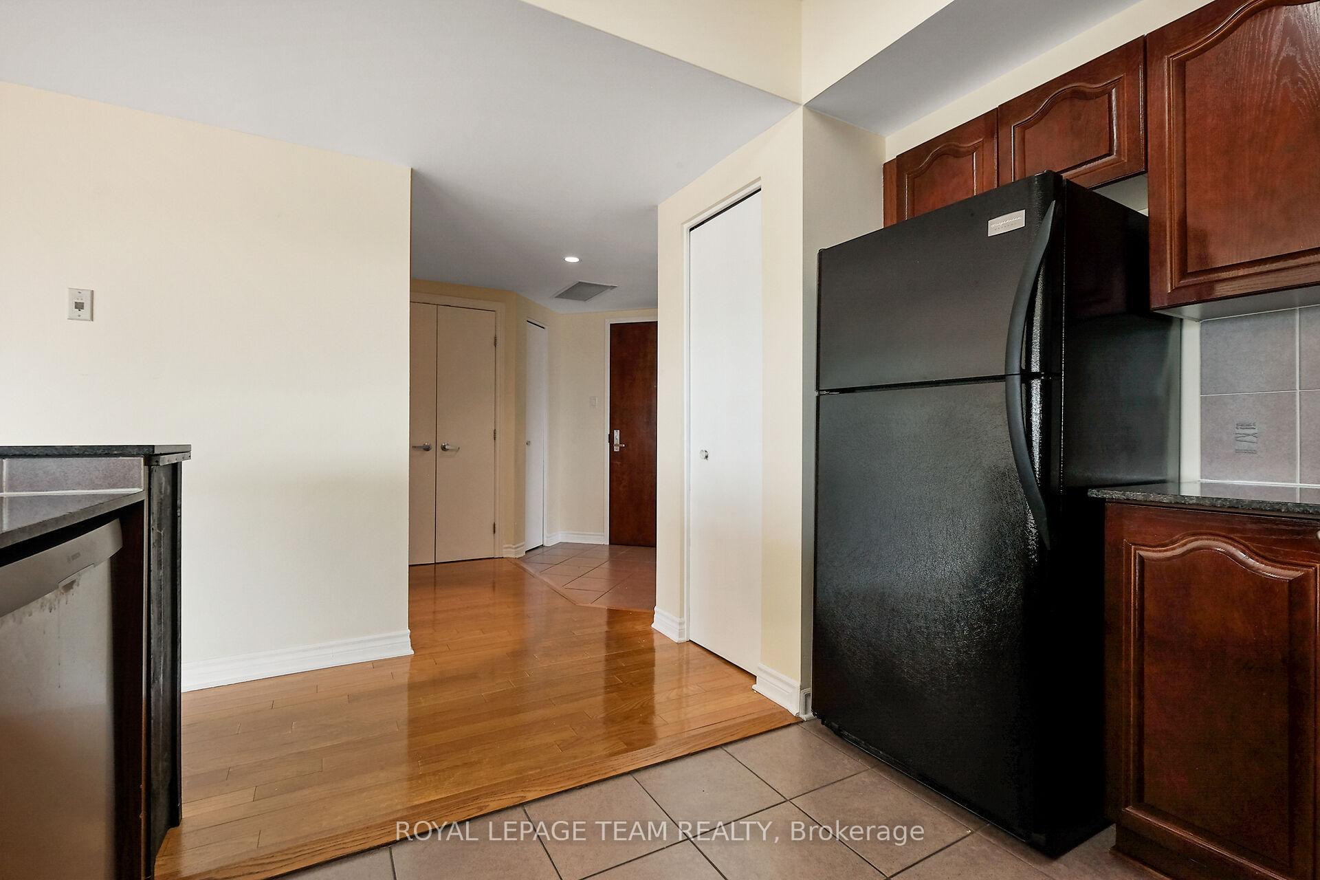 Photo 35 of Unit 804, 200 Rideau Street, Ottawa, Sandy Hill — HOMEH