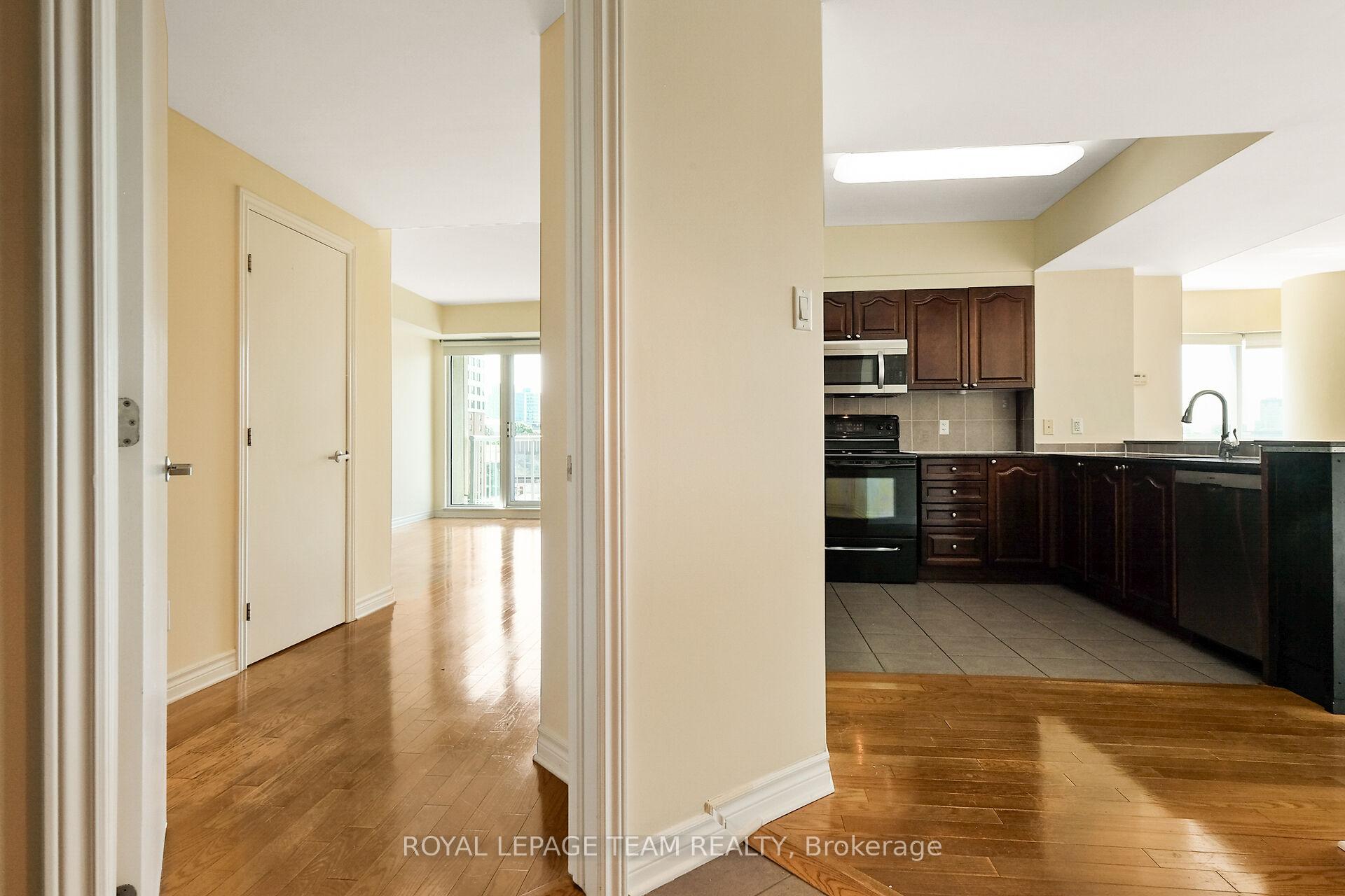 Photo 46 of Unit 804, 200 Rideau Street, Ottawa, Sandy Hill — HOMEH