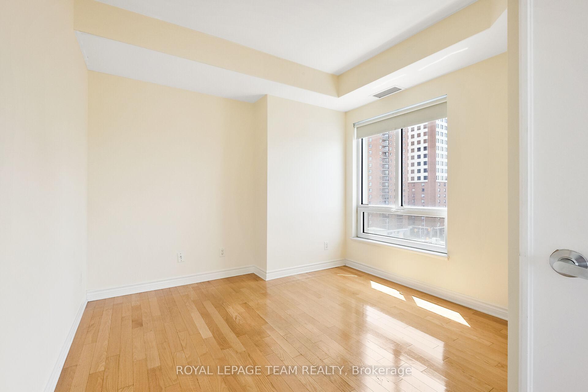 Photo 16 of Unit 804, 200 Rideau Street, Ottawa, Sandy Hill — HOMEH