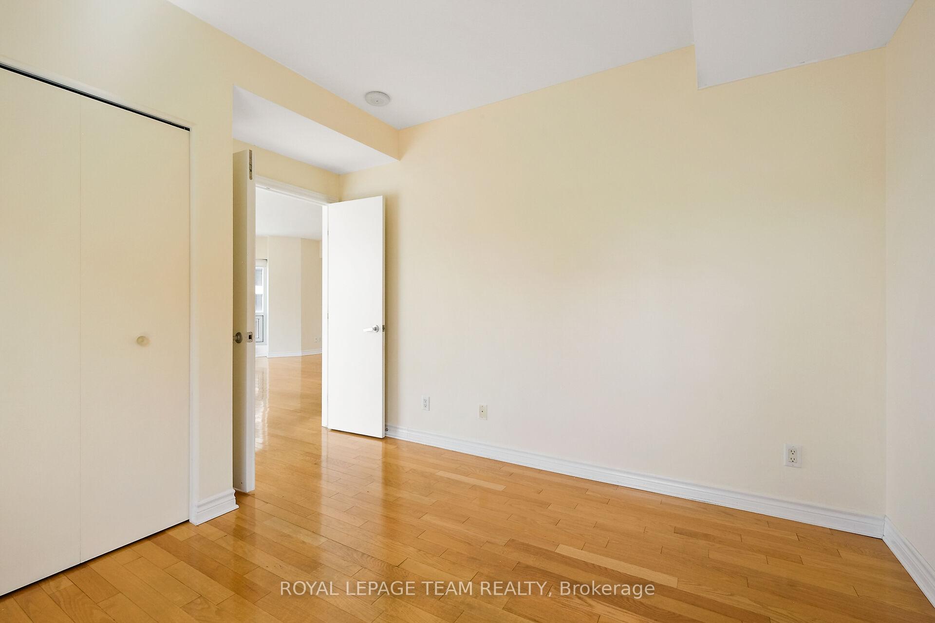 Photo 40 of Unit 804, 200 Rideau Street, Ottawa, Sandy Hill — HOMEH