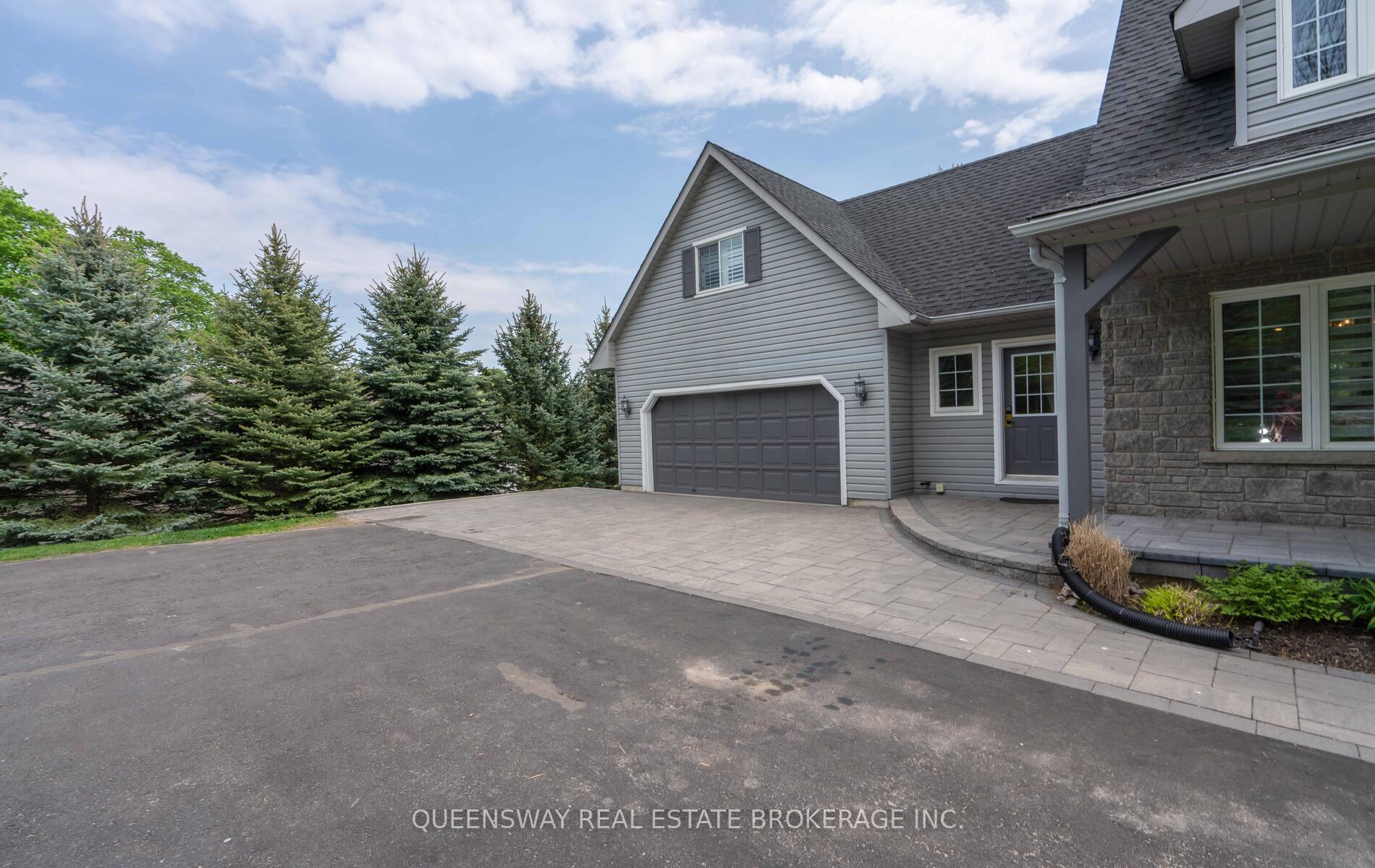 Photo 3 of 1841 Forest Valley Drive, Innisfil, Rural Innisfil — HOMEH