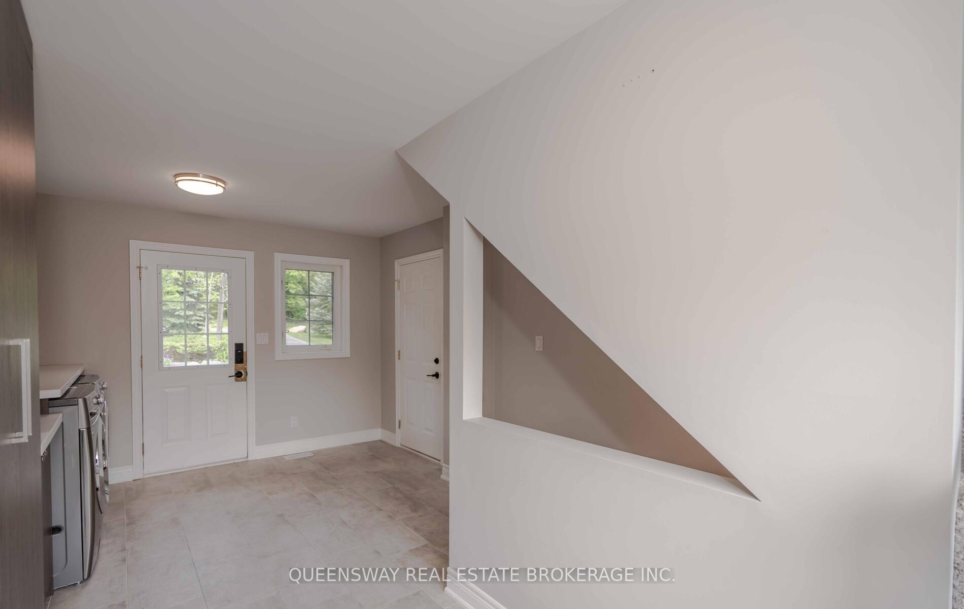 Photo 15 of 1841 Forest Valley Drive, Innisfil, Rural Innisfil — HOMEH