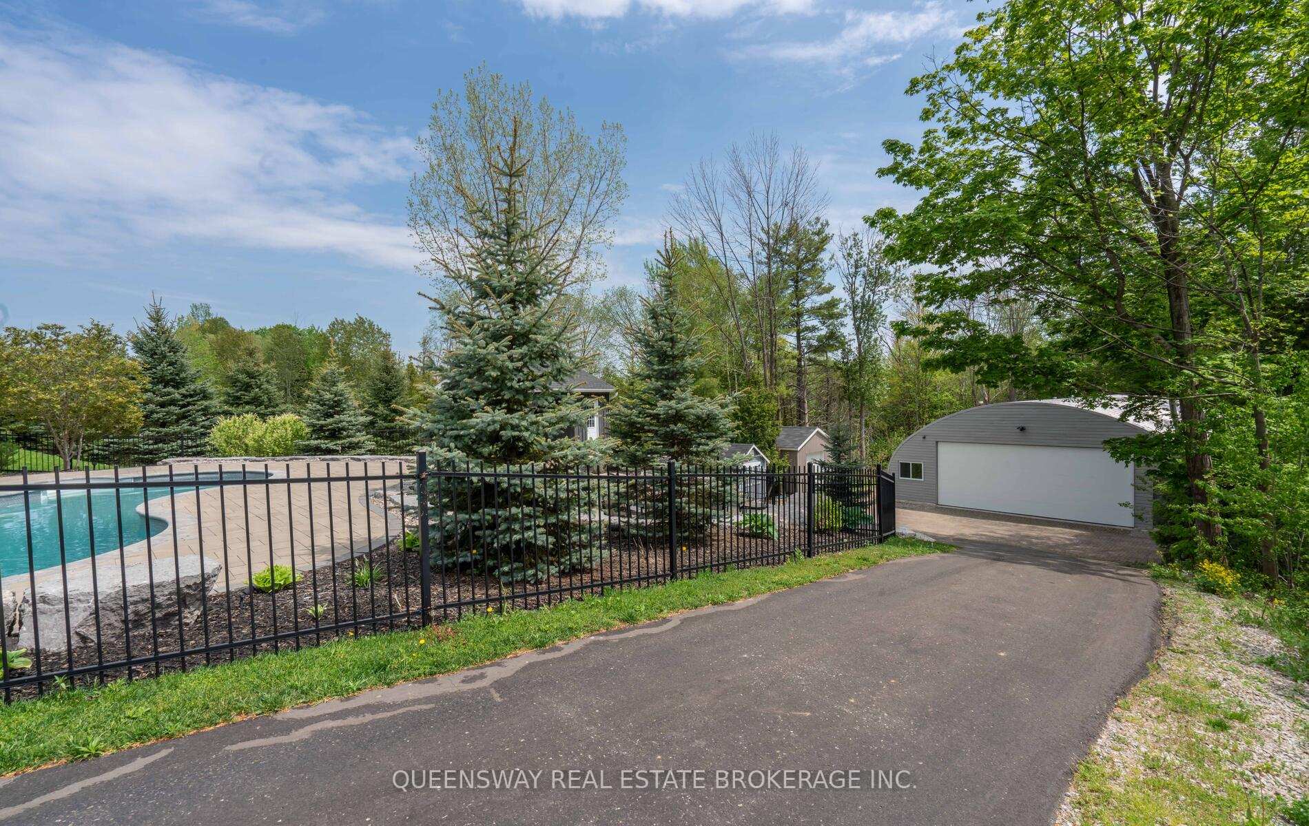 Photo 36 of 1841 Forest Valley Drive, Innisfil, Rural Innisfil — HOMEH