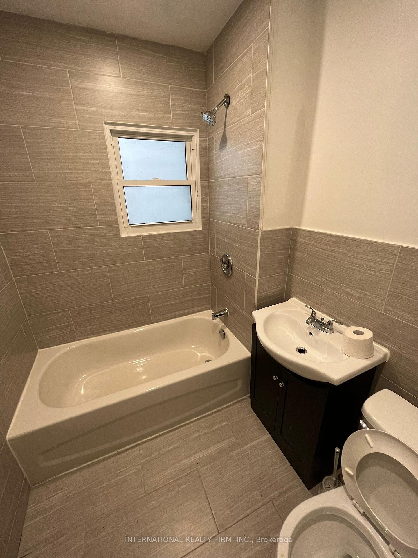 Photo 13 of 458 Wahketa Street, Windsor — HOMEH