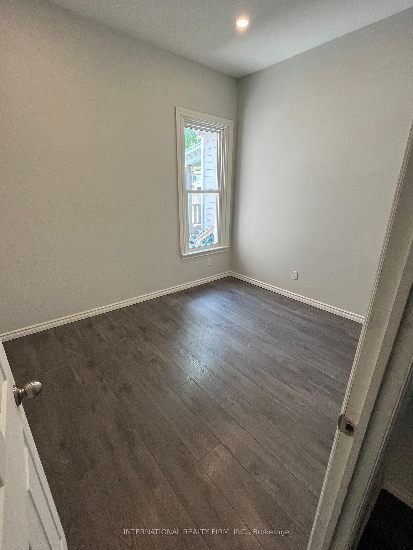 Photo 7 of 458 Wahketa Street, Windsor — HOMEH