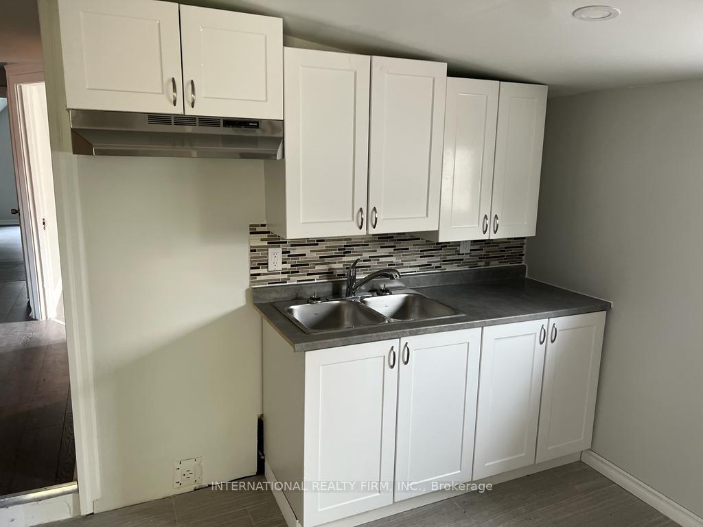Photo 3 of 458 Wahketa Street, Windsor — HOMEH