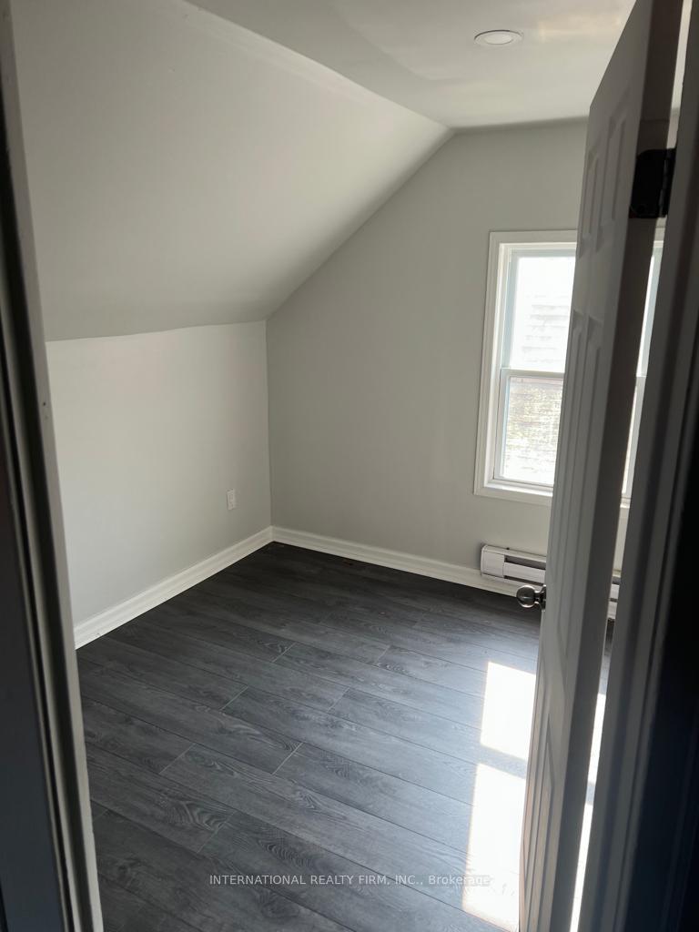 Photo 4 of 458 Wahketa Street, Windsor — HOMEH