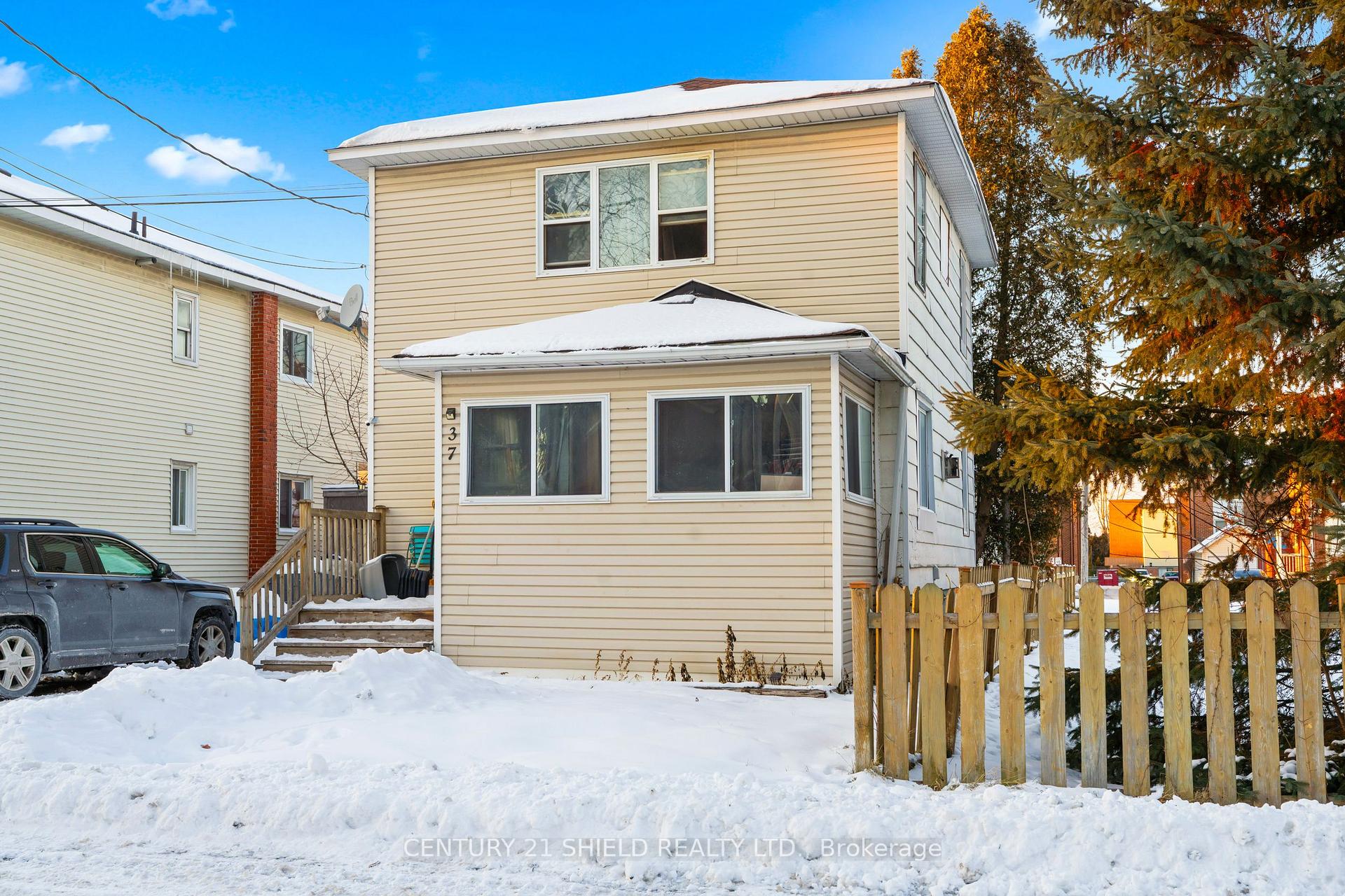 Photo 12 of 37 Timothy Avenue, Cornwall — HOMEH