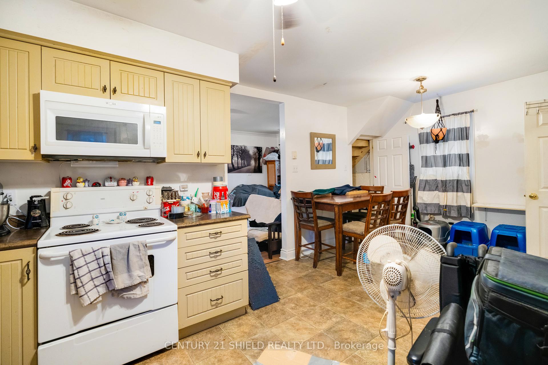 Photo 11 of 37 Timothy Avenue, Cornwall — HOMEH