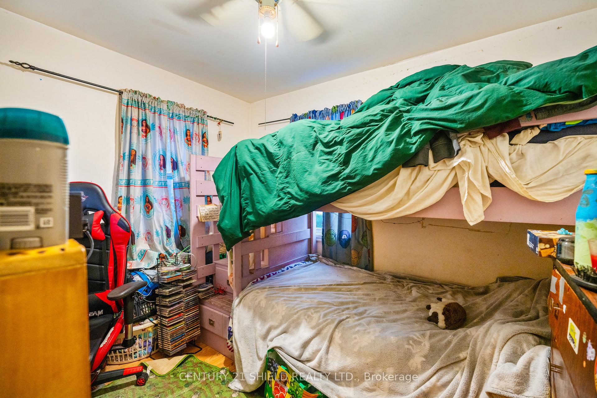 Photo 25 of 37 Timothy Avenue, Cornwall — HOMEH