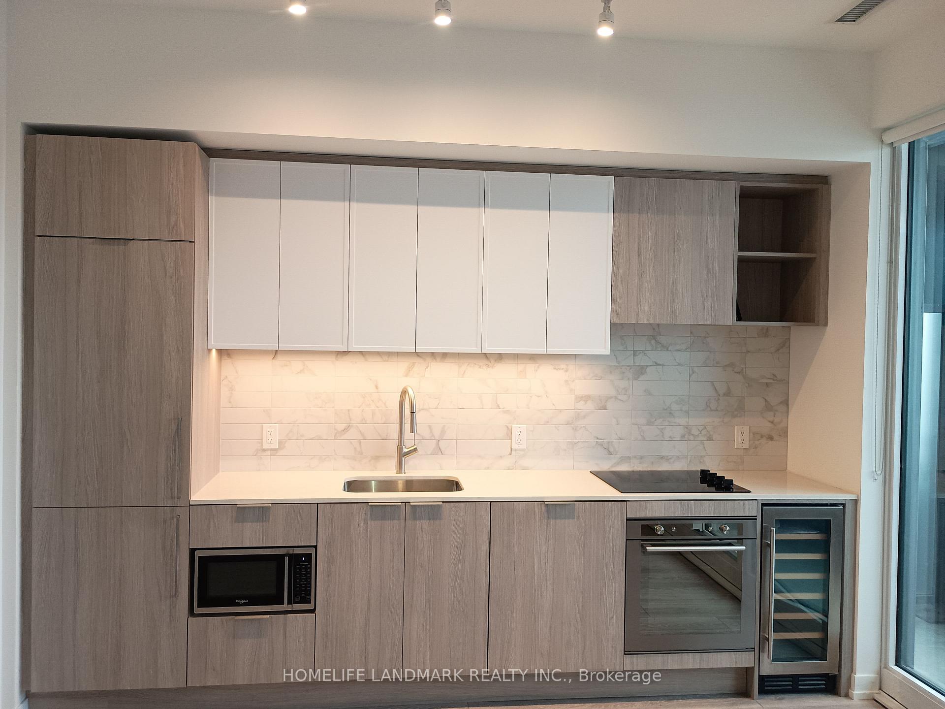 Photo 13 of Unit 822, 2020 Bathurst Street, Toronto, Humewood-Cedarvale — HOMEH