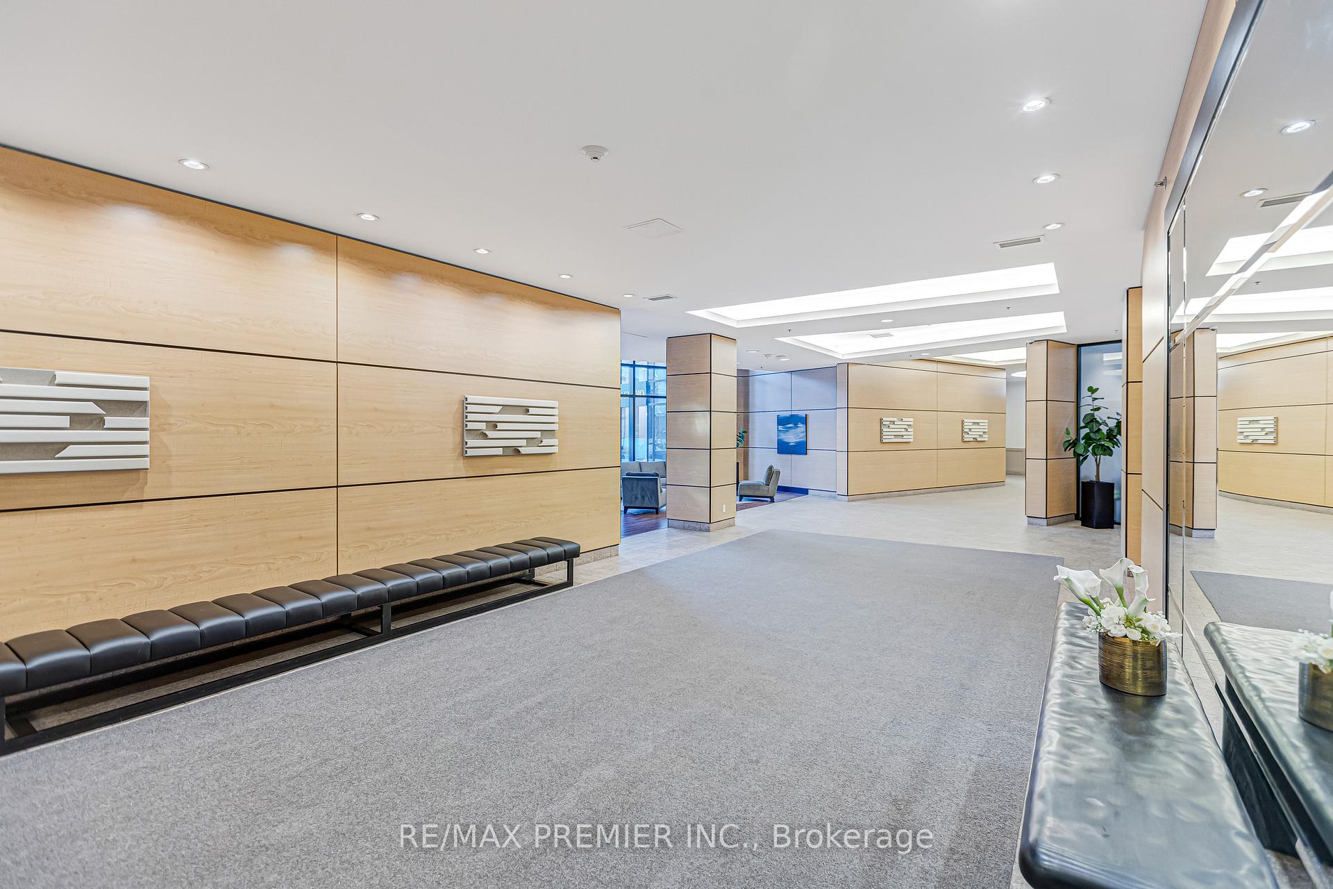 Photo 17 of Unit 2001, 2900 Highway 7, Vaughan, Concord — HOMEH