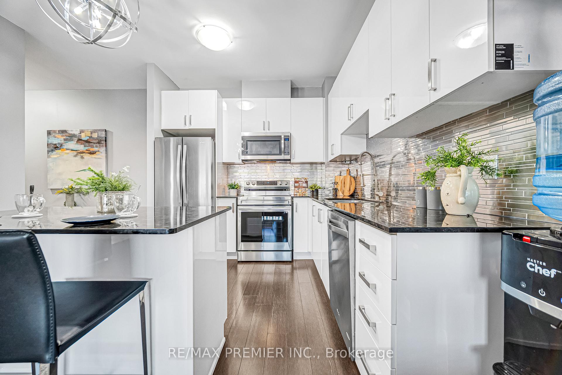 Photo 32 of Unit 2001, 2900 Highway 7, Vaughan, Concord — HOMEH