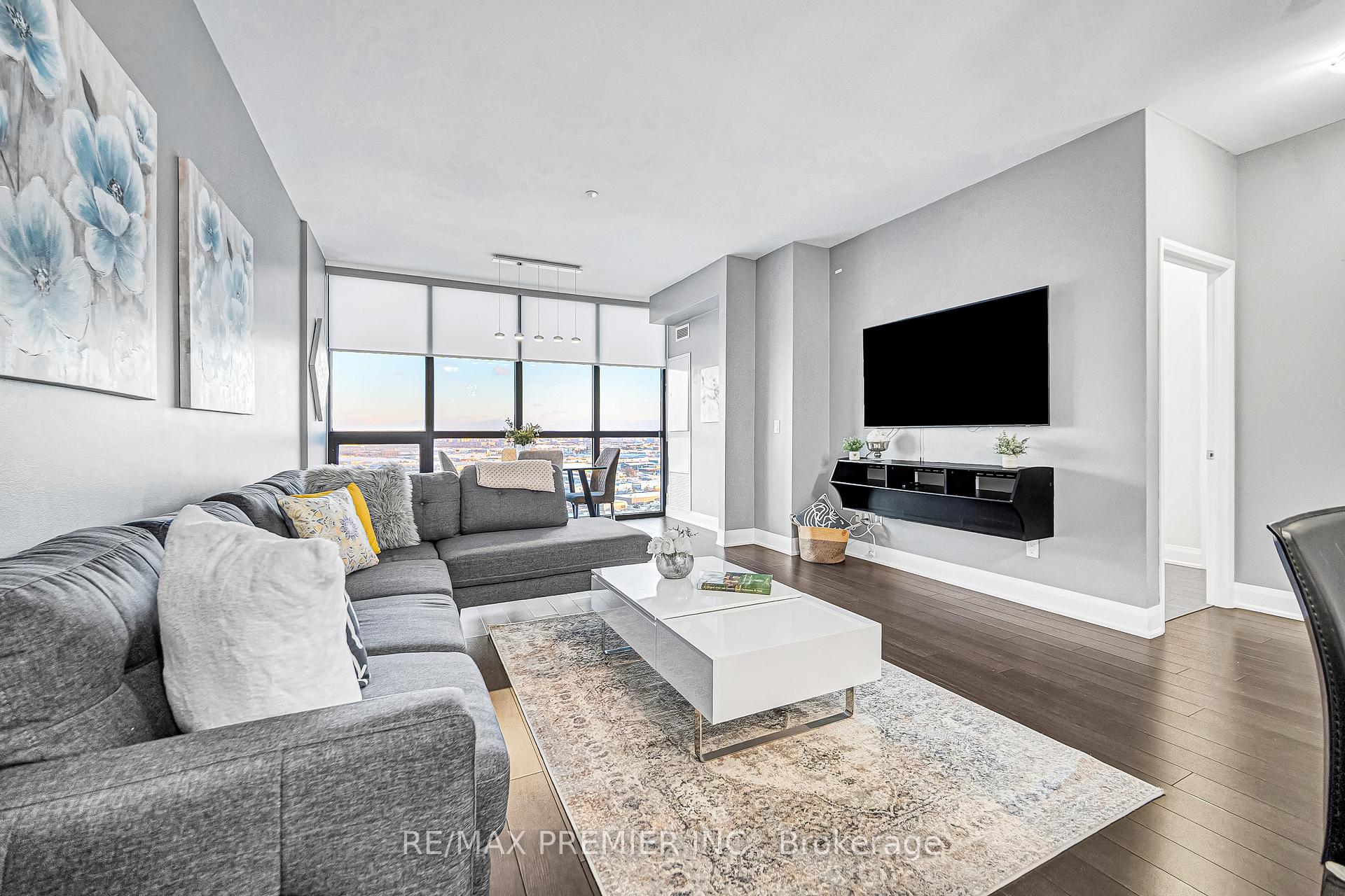 Photo 8 of Unit 2001, 2900 Highway 7, Vaughan, Concord — HOMEH