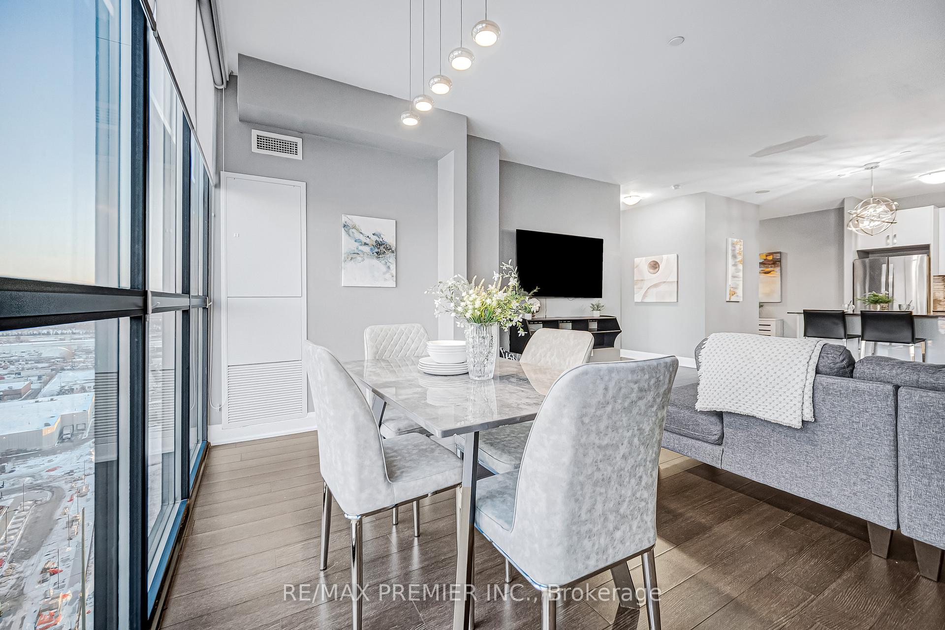 Photo 15 of Unit 2001, 2900 Highway 7, Vaughan, Concord — HOMEH