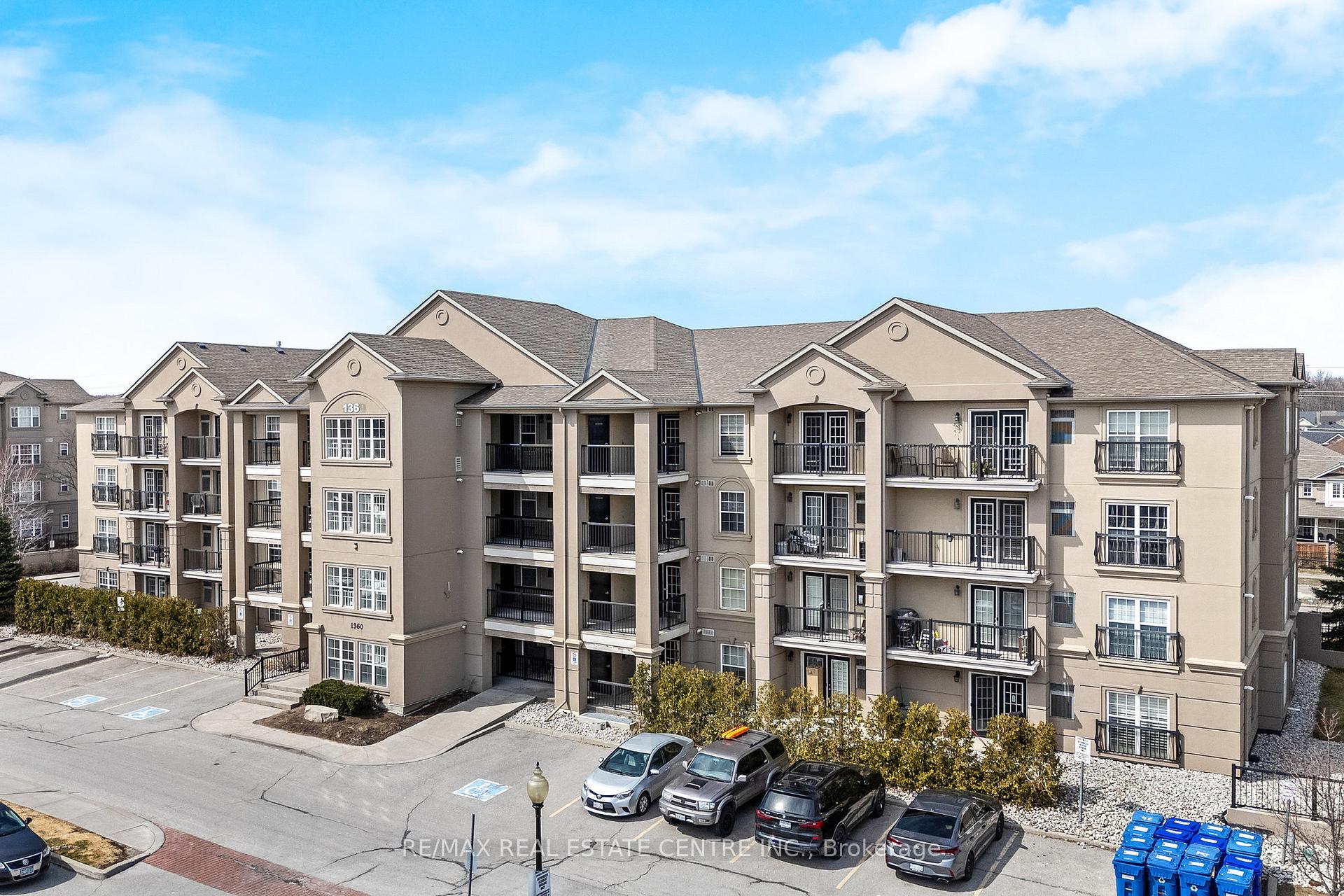 Front of Unit 304, 1360 Main Street E