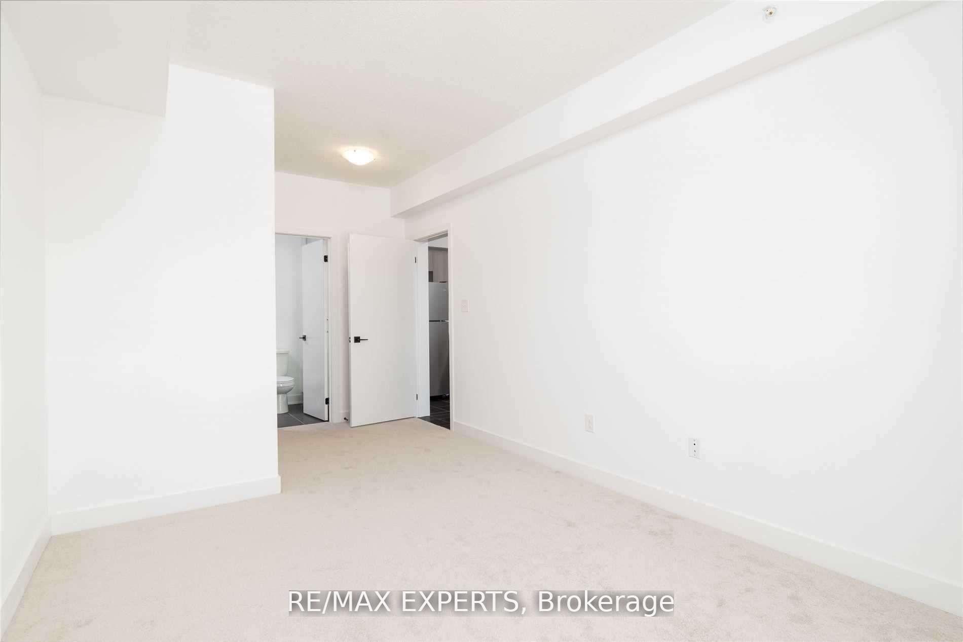 Photo 2 of Unit 604, 4 Spice Way, Barrie, Rural Barrie Southeast — HOMEH