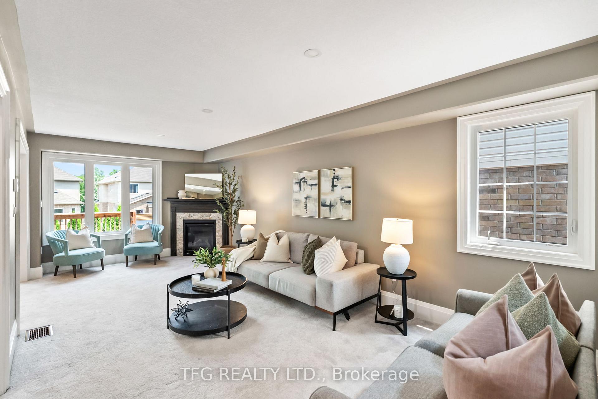 Photo 5 of 103 Mallory Street, Clarington, Courtice — HOMEH