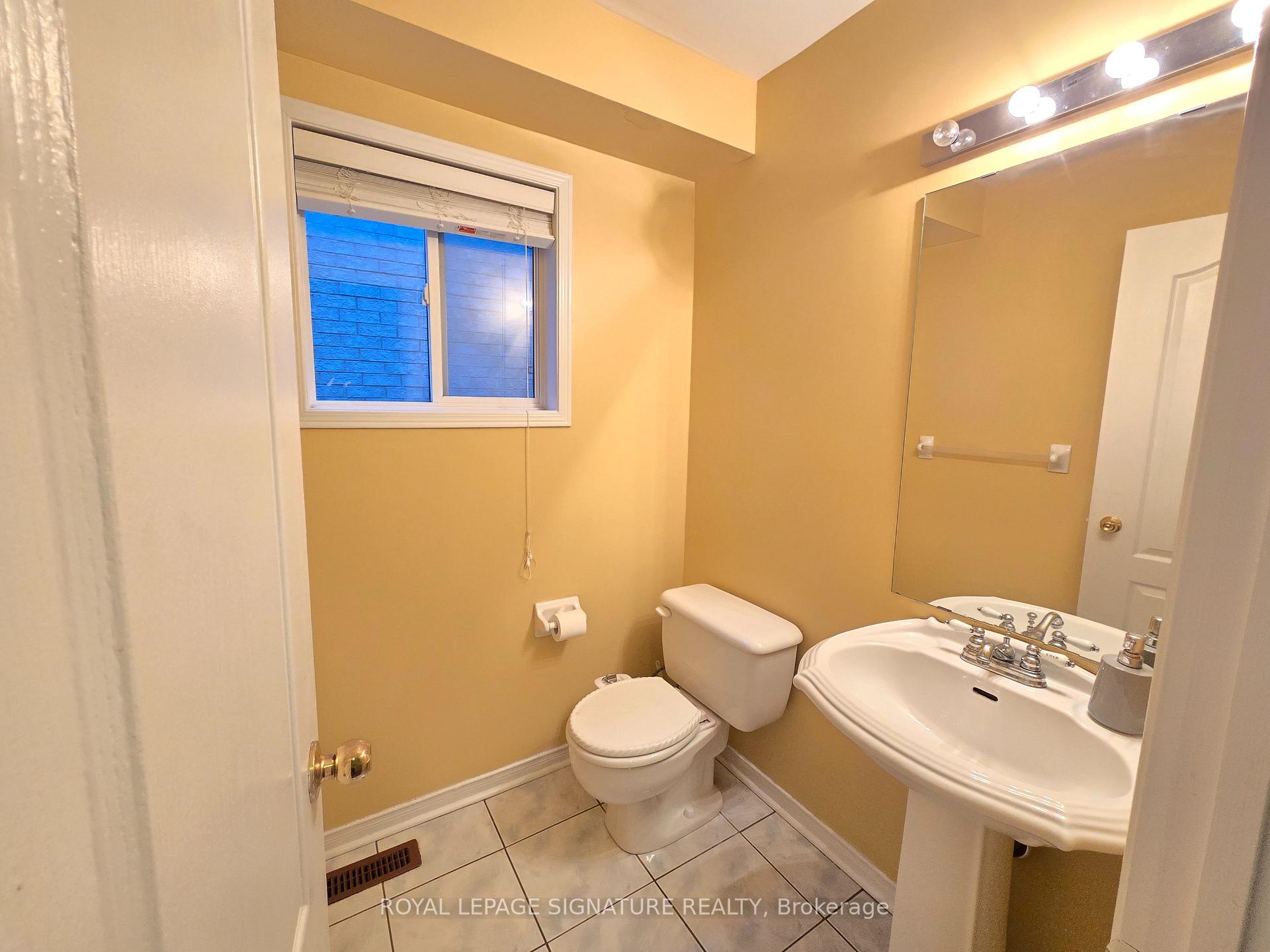 Photo 3 of Unit Upper, 181 Brisdale Drive, Brampton, Fletcher's Meadow — HOMEH