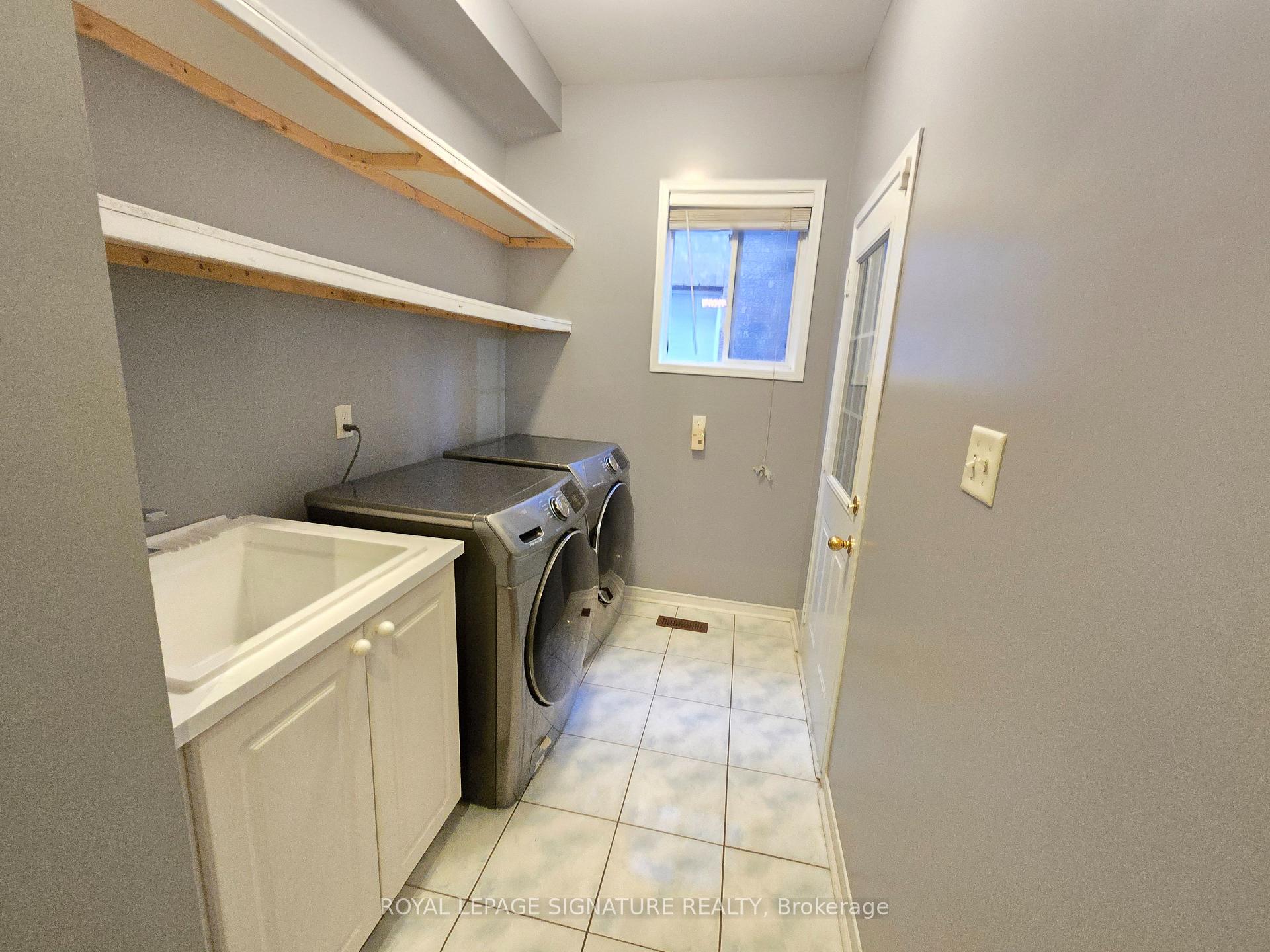 Photo 6 of Unit Upper, 181 Brisdale Drive, Brampton, Fletcher's Meadow — HOMEH