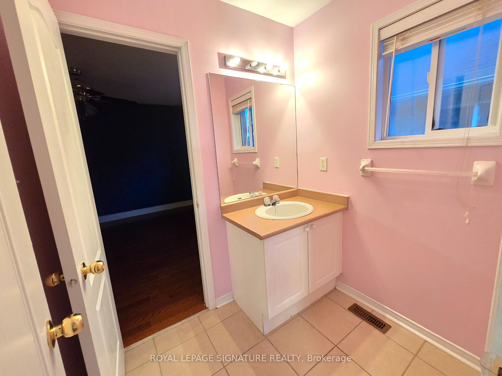 Photo 18 of Unit Upper, 181 Brisdale Drive, Brampton, Fletcher's Meadow — HOMEH