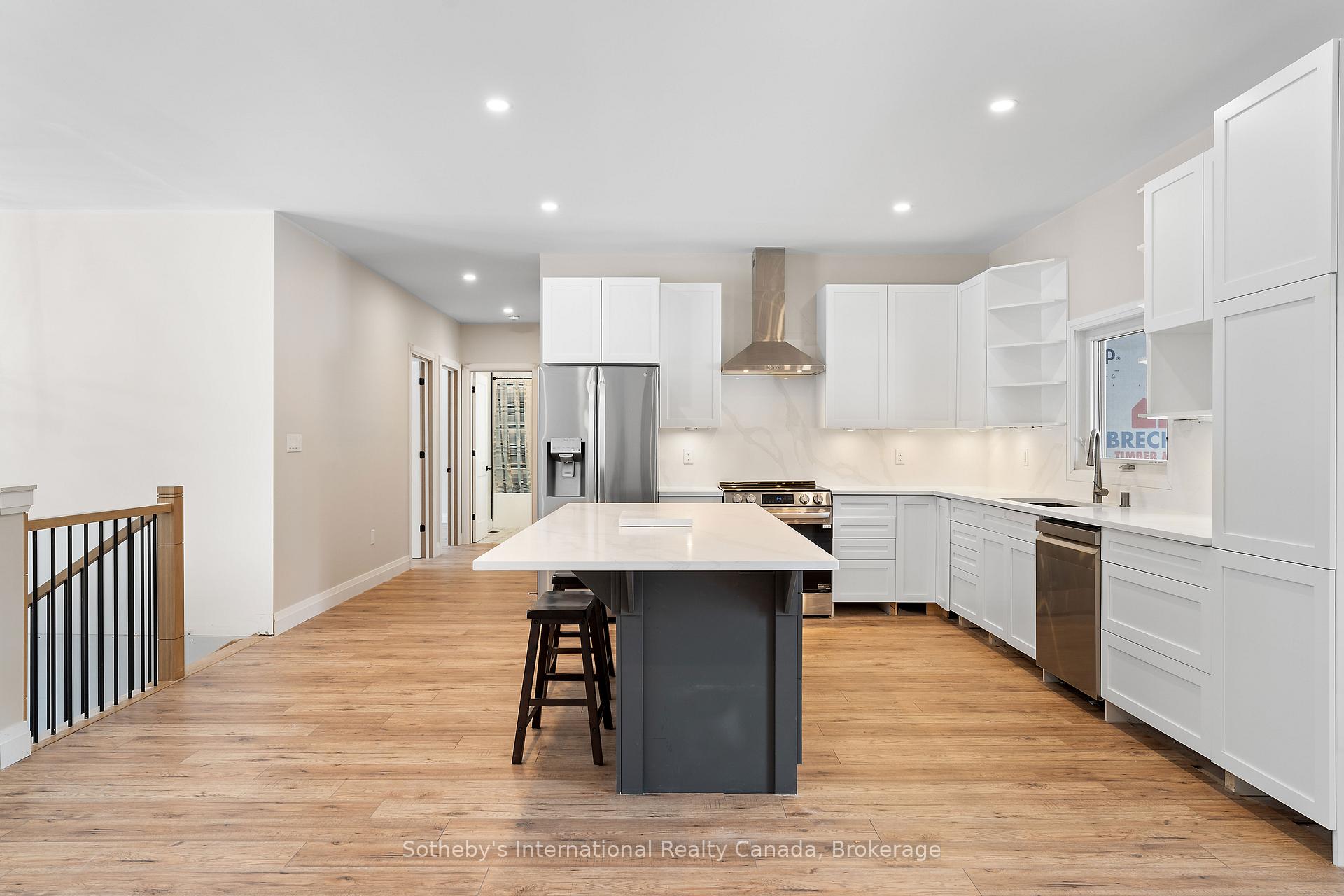 Photo 12 of 1094 Laidlaw Avenue, Gravenhurst, Morrison — HOMEH