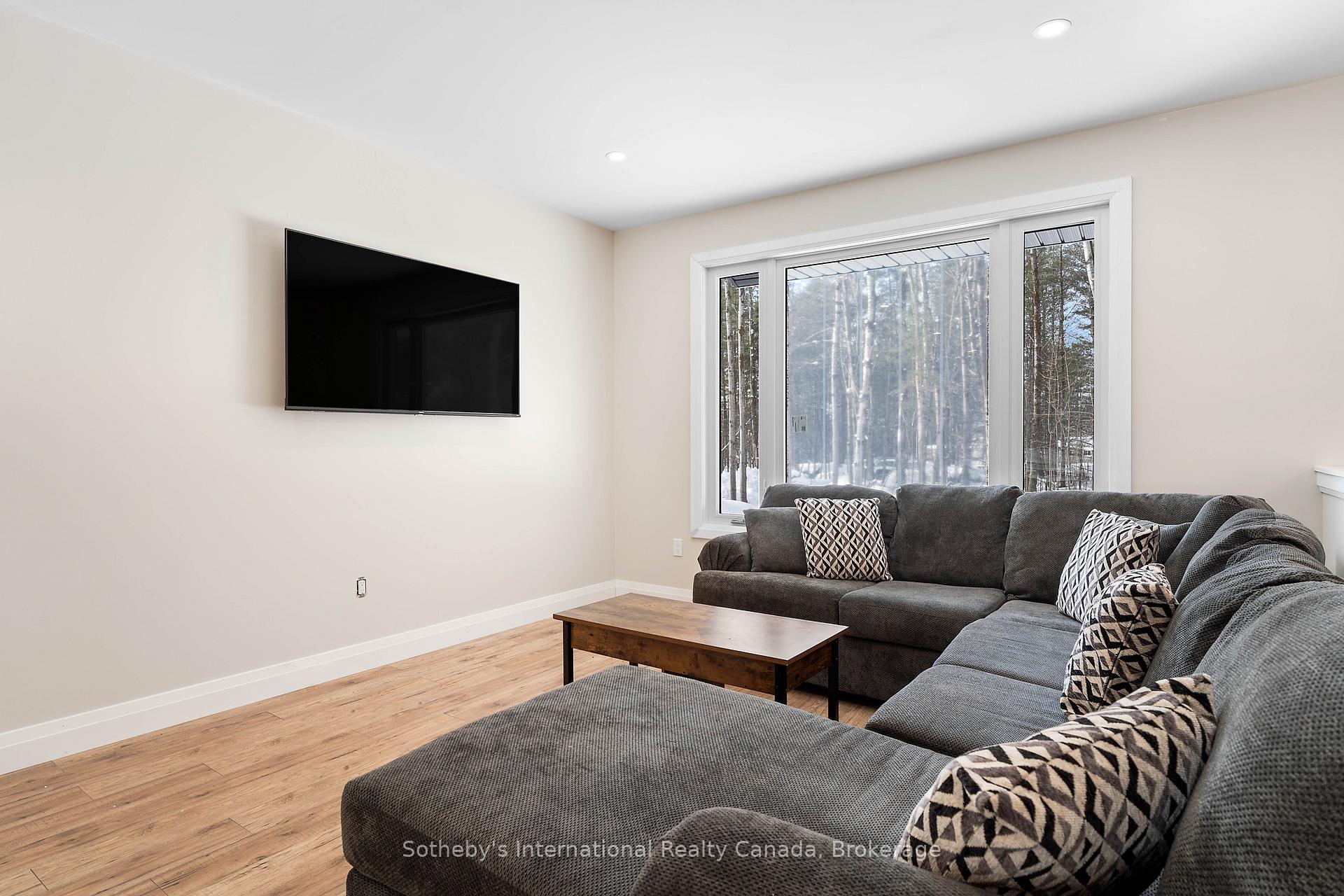 Photo 18 of 1094 Laidlaw Avenue, Gravenhurst, Morrison — HOMEH