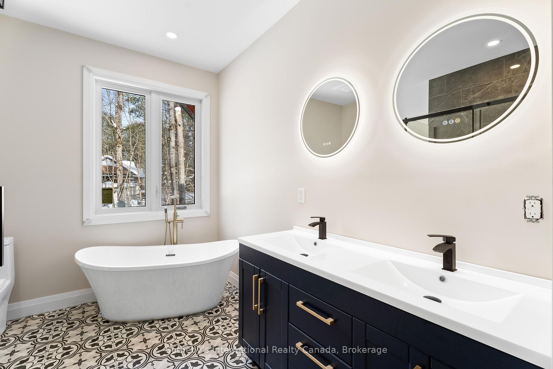 Photo 21 of 1094 Laidlaw Avenue, Gravenhurst, Morrison — HOMEH