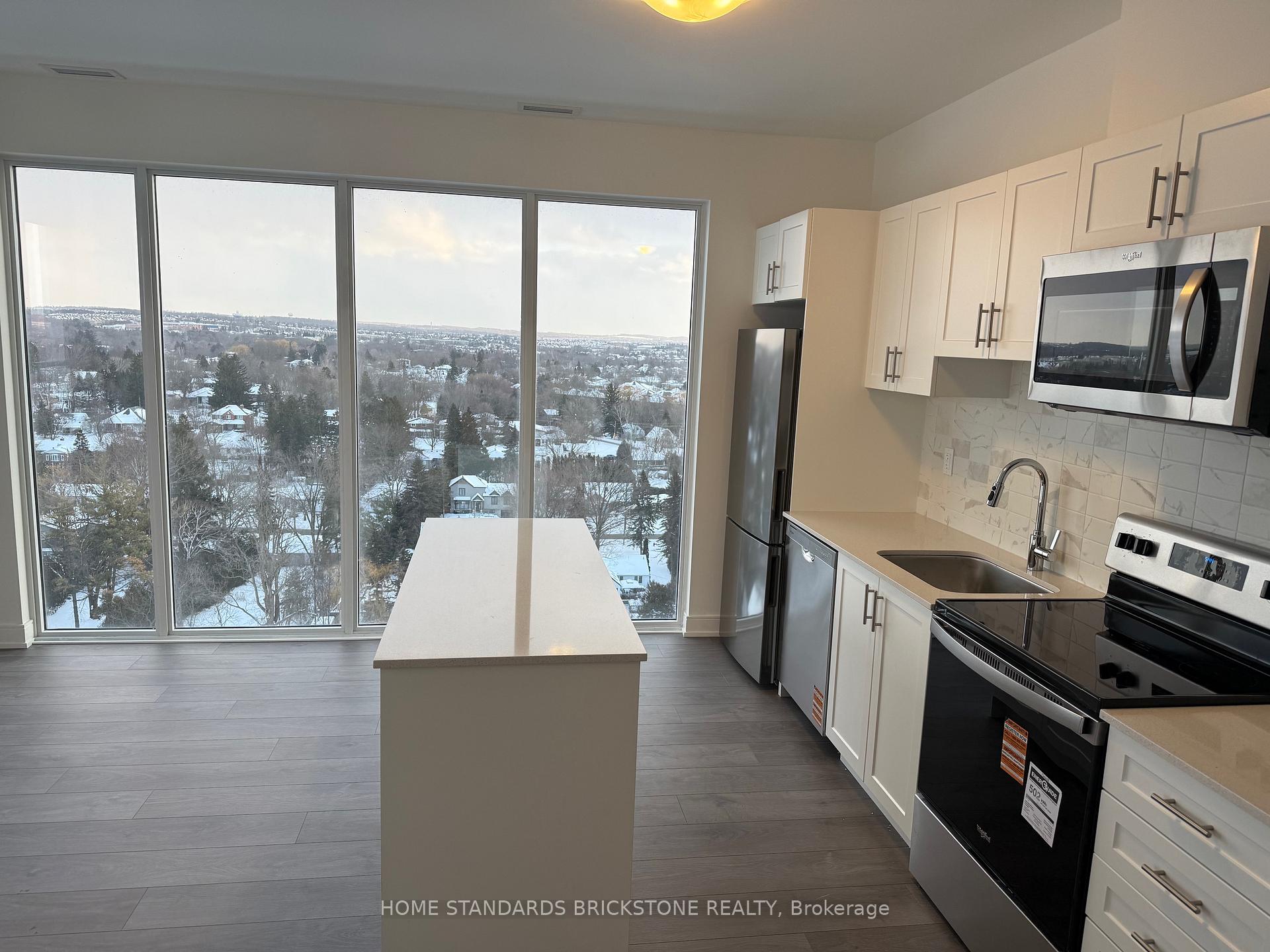 Photo 16 of B1404-715 Davis Drive, Newmarket, Huron Heights-Leslie Valley — HOMEH