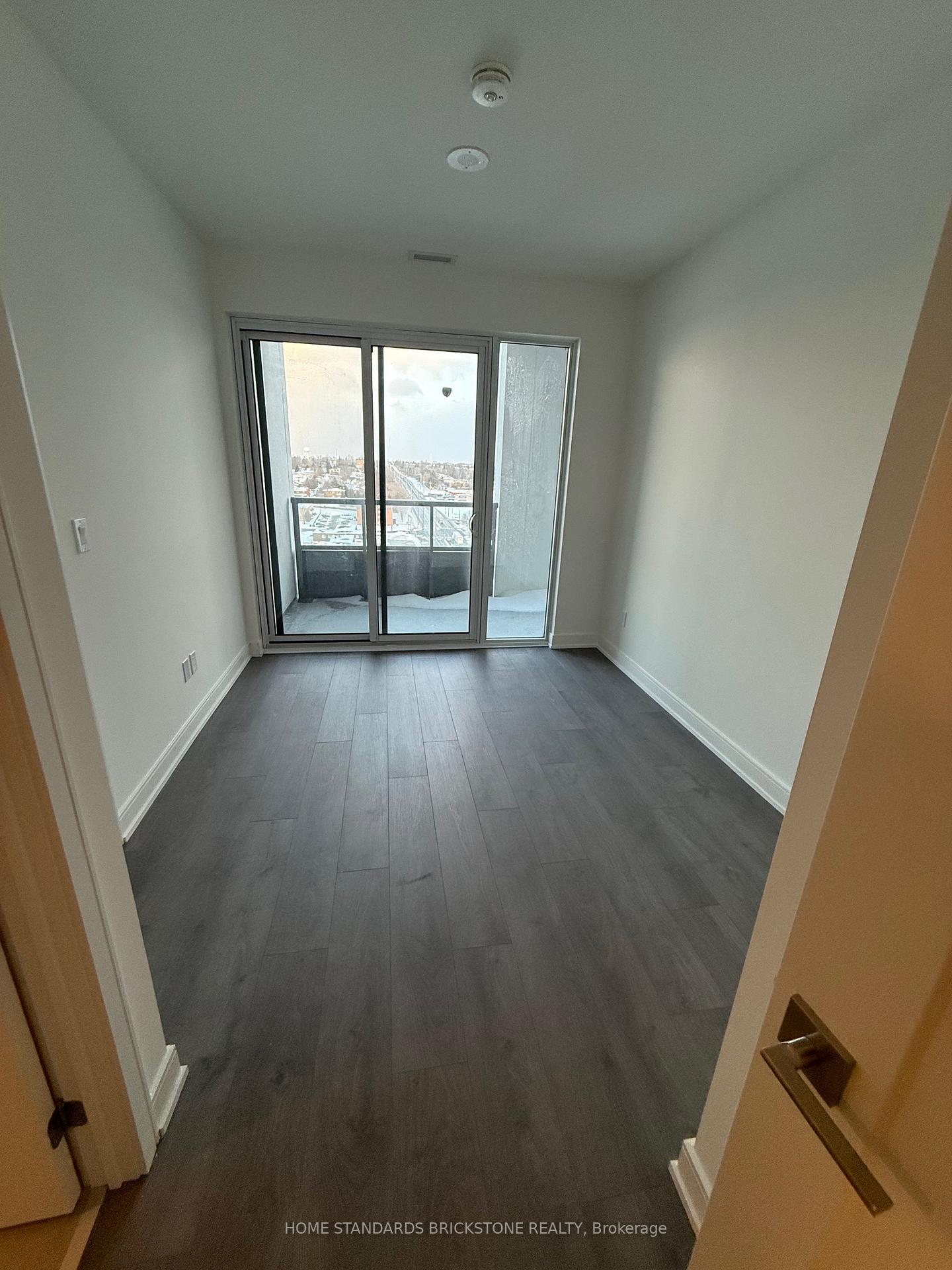 Photo 11 of B1404-715 Davis Drive, Newmarket, Huron Heights-Leslie Valley — HOMEH
