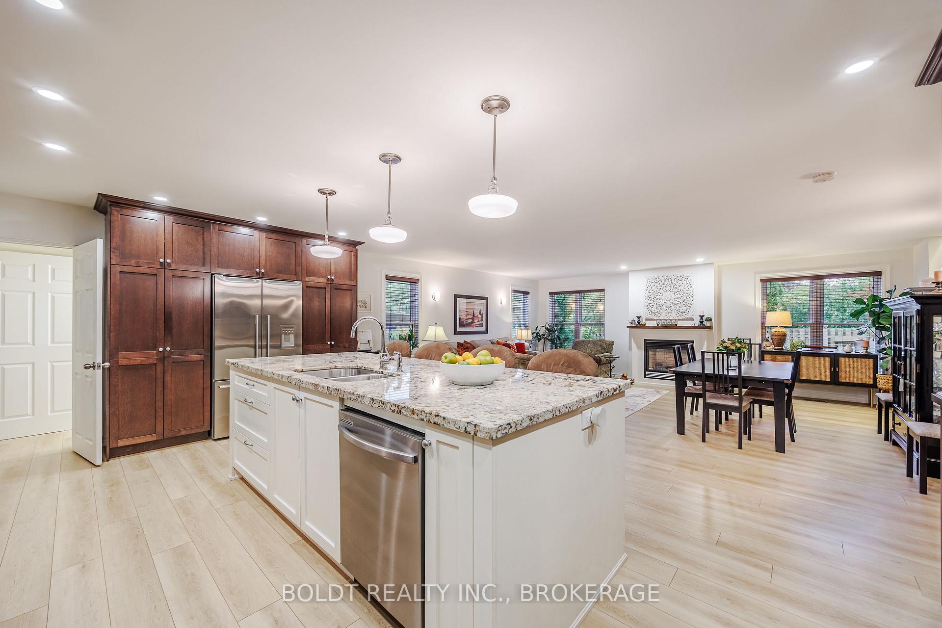 Photo 1 of 25 Neptune Drive, St. Catharines, Bunting/Linwell — HOMEH