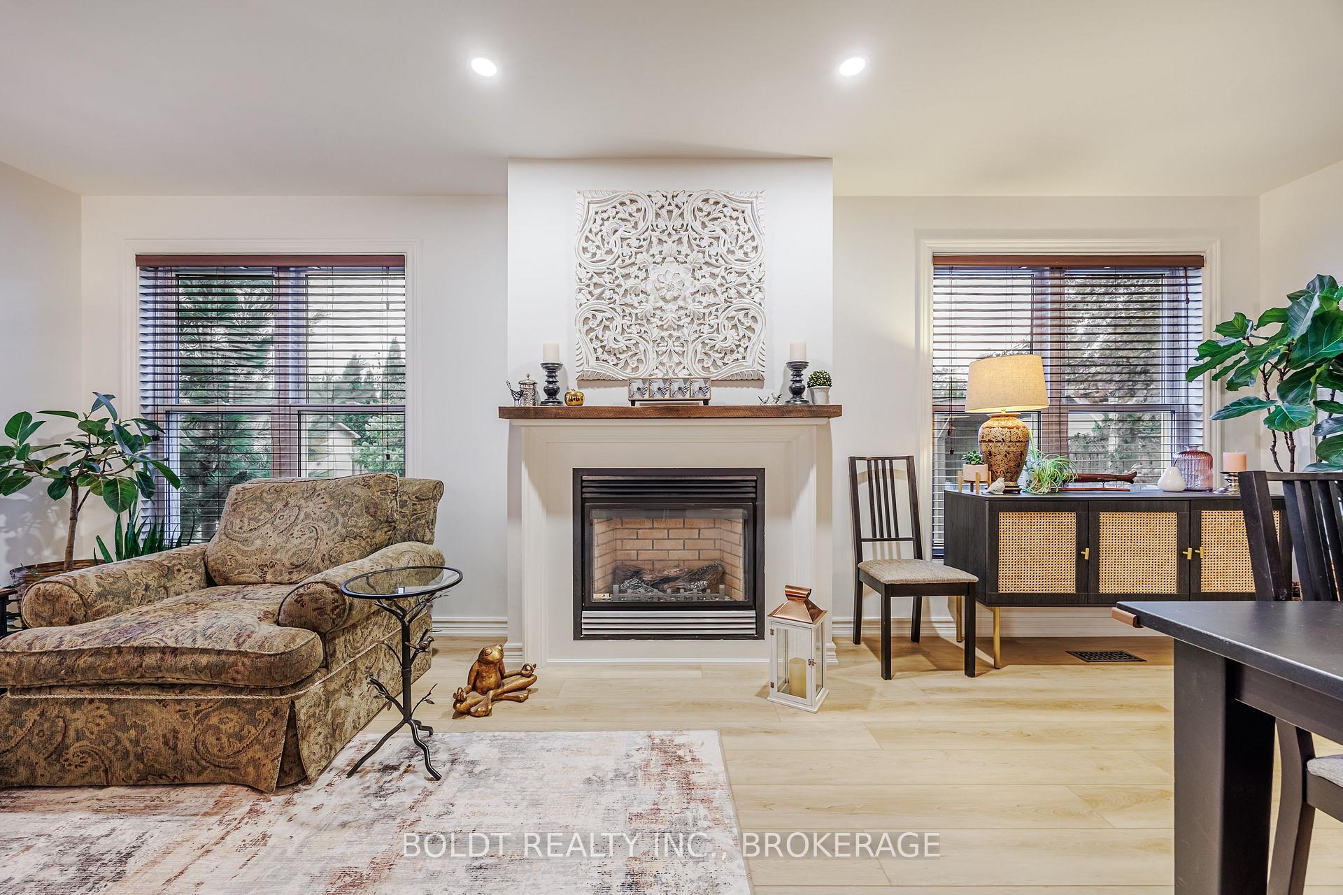 Photo 14 of 25 Neptune Drive, St. Catharines, Bunting/Linwell — HOMEH