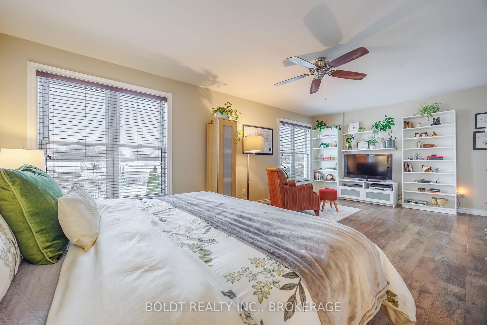 Photo 39 of 25 Neptune Drive, St. Catharines, Bunting/Linwell — HOMEH