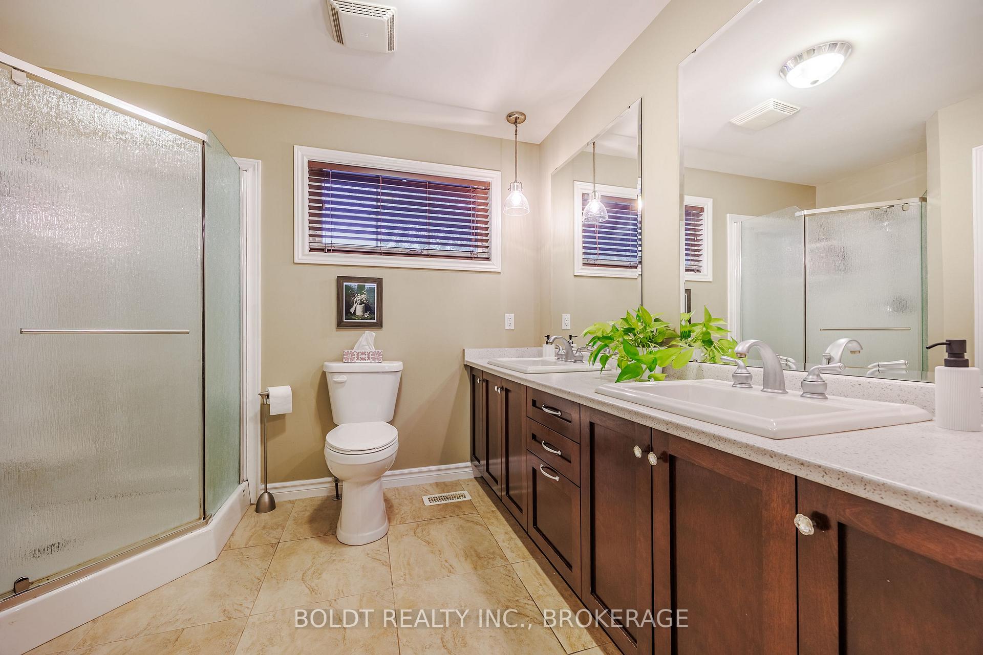 Photo 41 of 25 Neptune Drive, St. Catharines, Bunting/Linwell — HOMEH