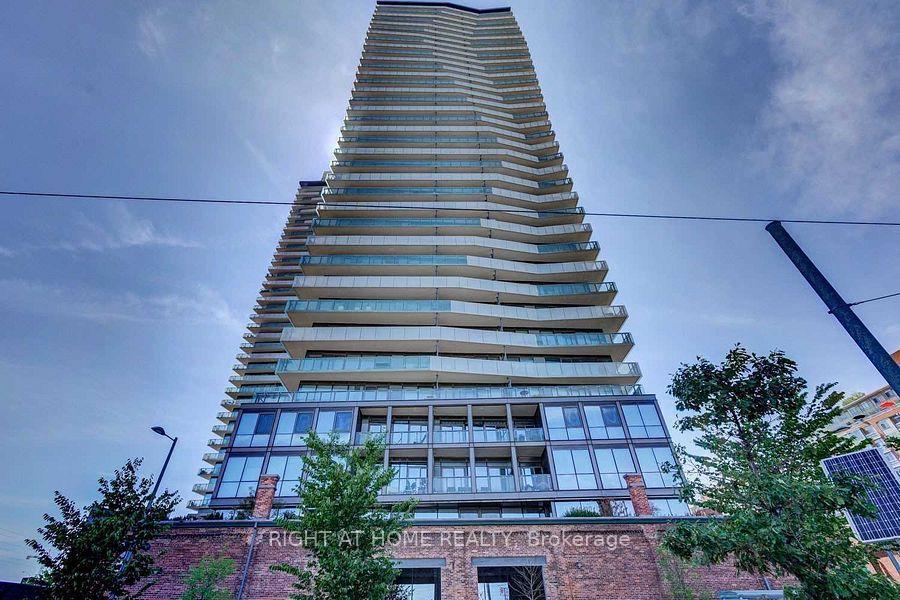 Front of Unit 2604, 390 Cherry Street