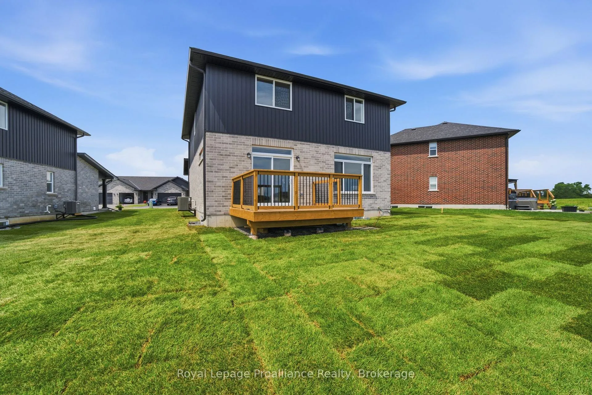 Photo 26 of 91 Raycroft Drive, Belleville, Thurlow Ward — HOMEH