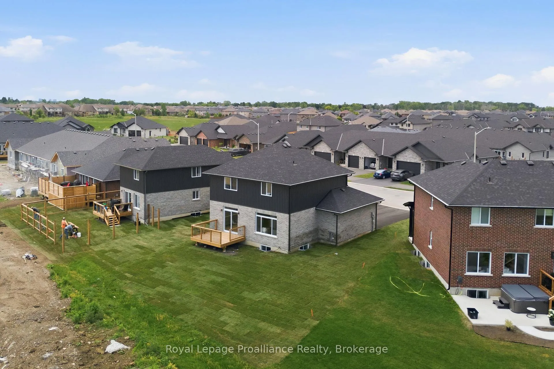 Photo 33 of 91 Raycroft Drive, Belleville, Thurlow Ward — HOMEH