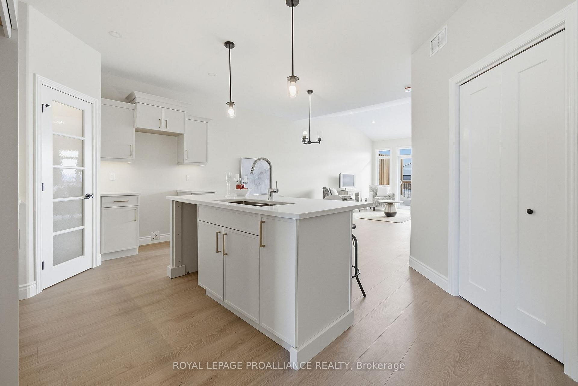 Photo 12 of 62 Raycroft Drive, Belleville, Thurlow Ward — HOMEH