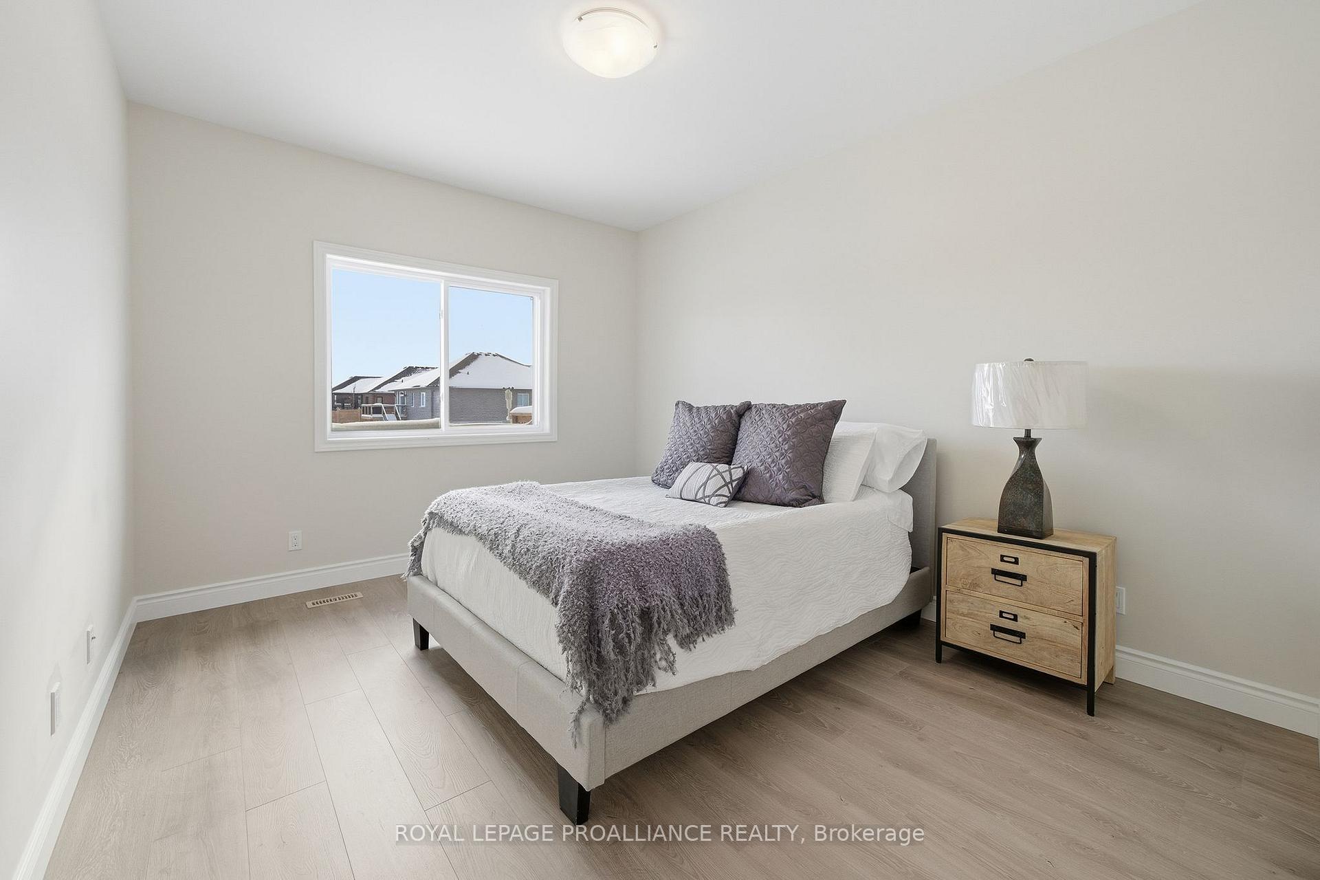 Photo 27 of 62 Raycroft Drive, Belleville, Thurlow Ward — HOMEH