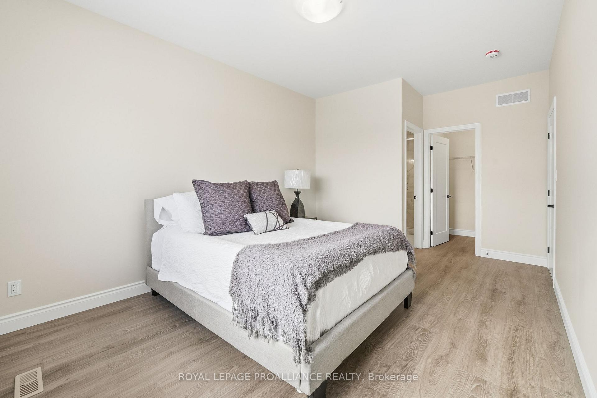 Photo 2 of 62 Raycroft Drive, Belleville, Thurlow Ward — HOMEH