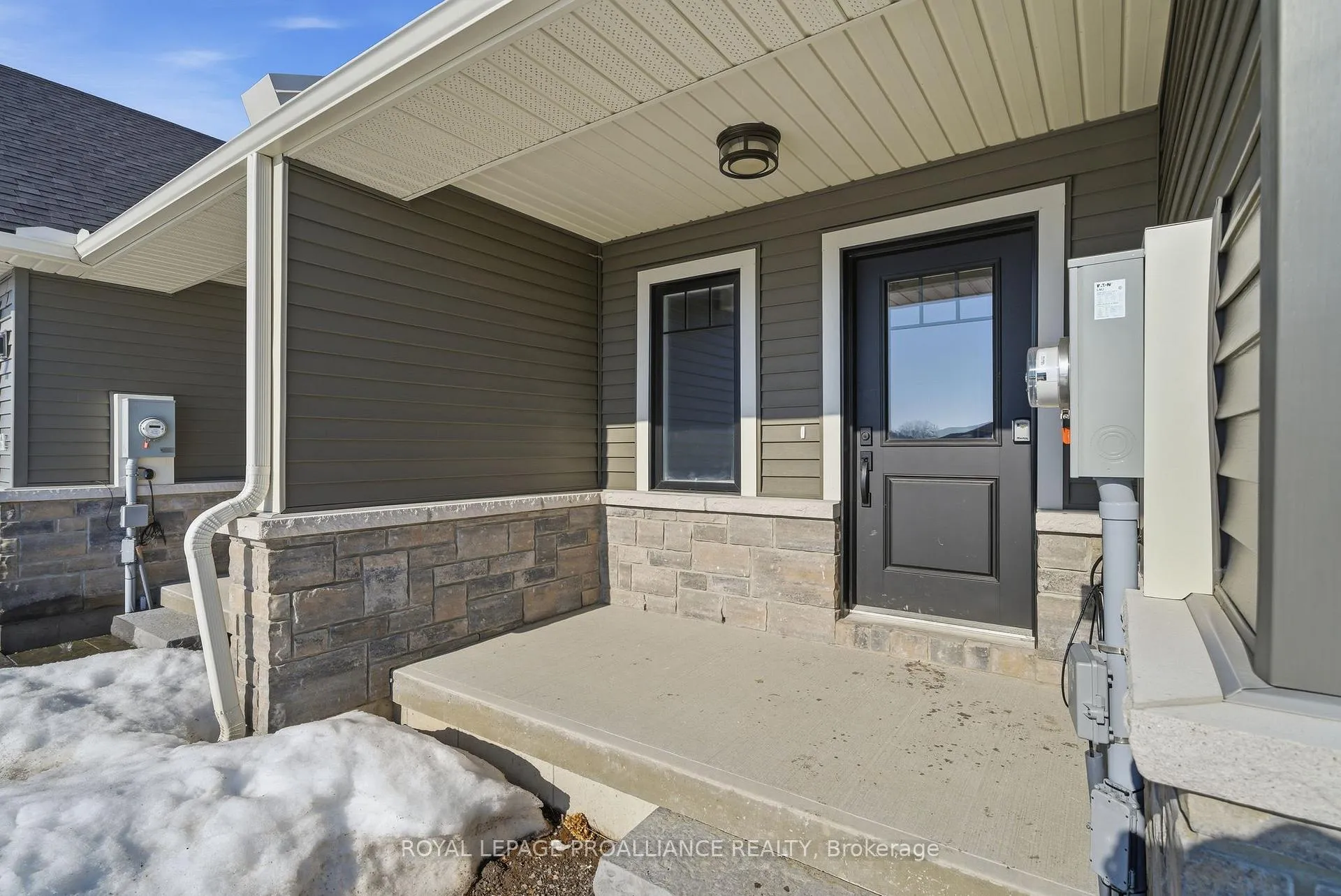 Photo 5 of 59 Sandhu Crescent, Belleville, Belleville Ward — HOMEH