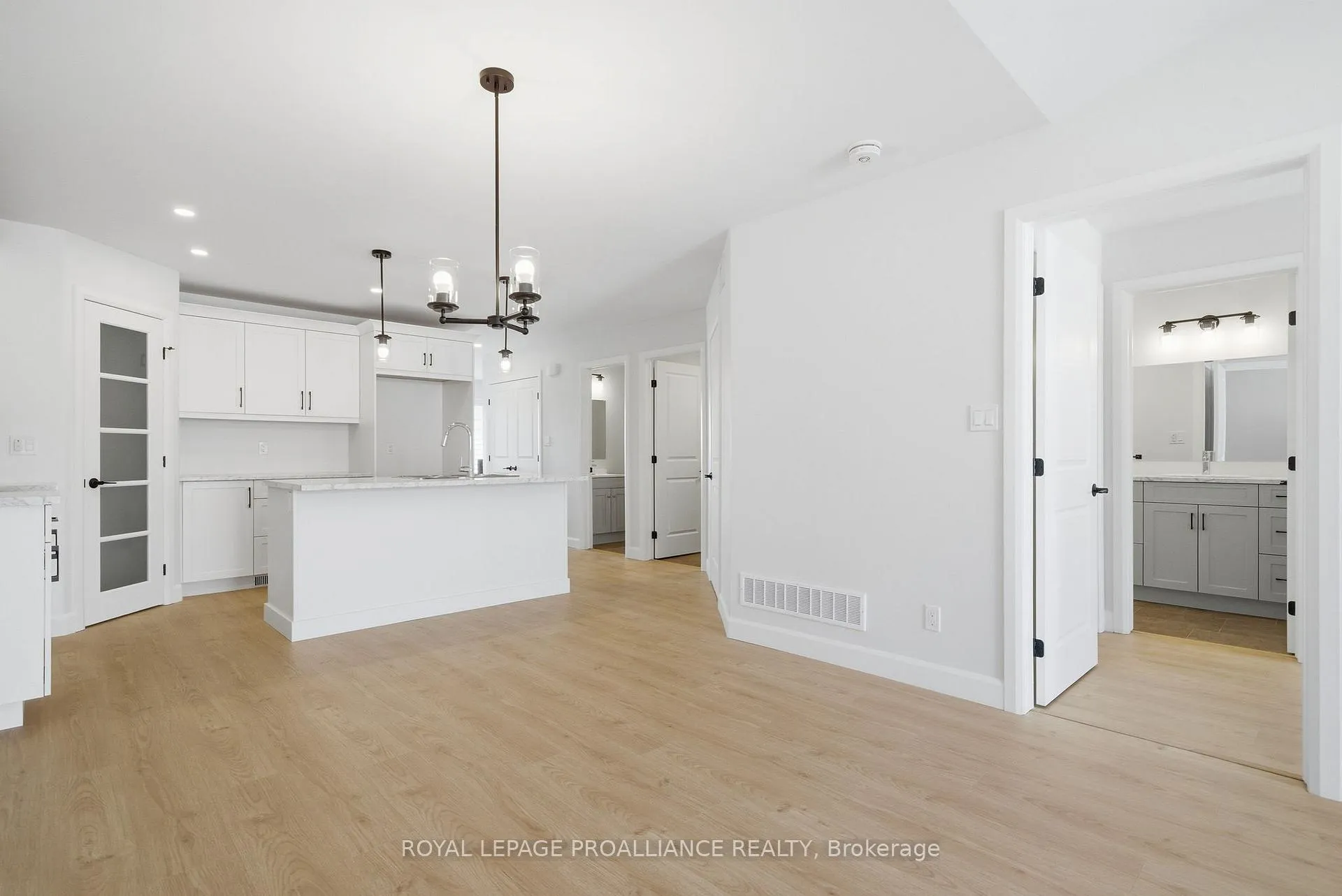 Photo 13 of 59 Sandhu Crescent, Belleville, Belleville Ward — HOMEH